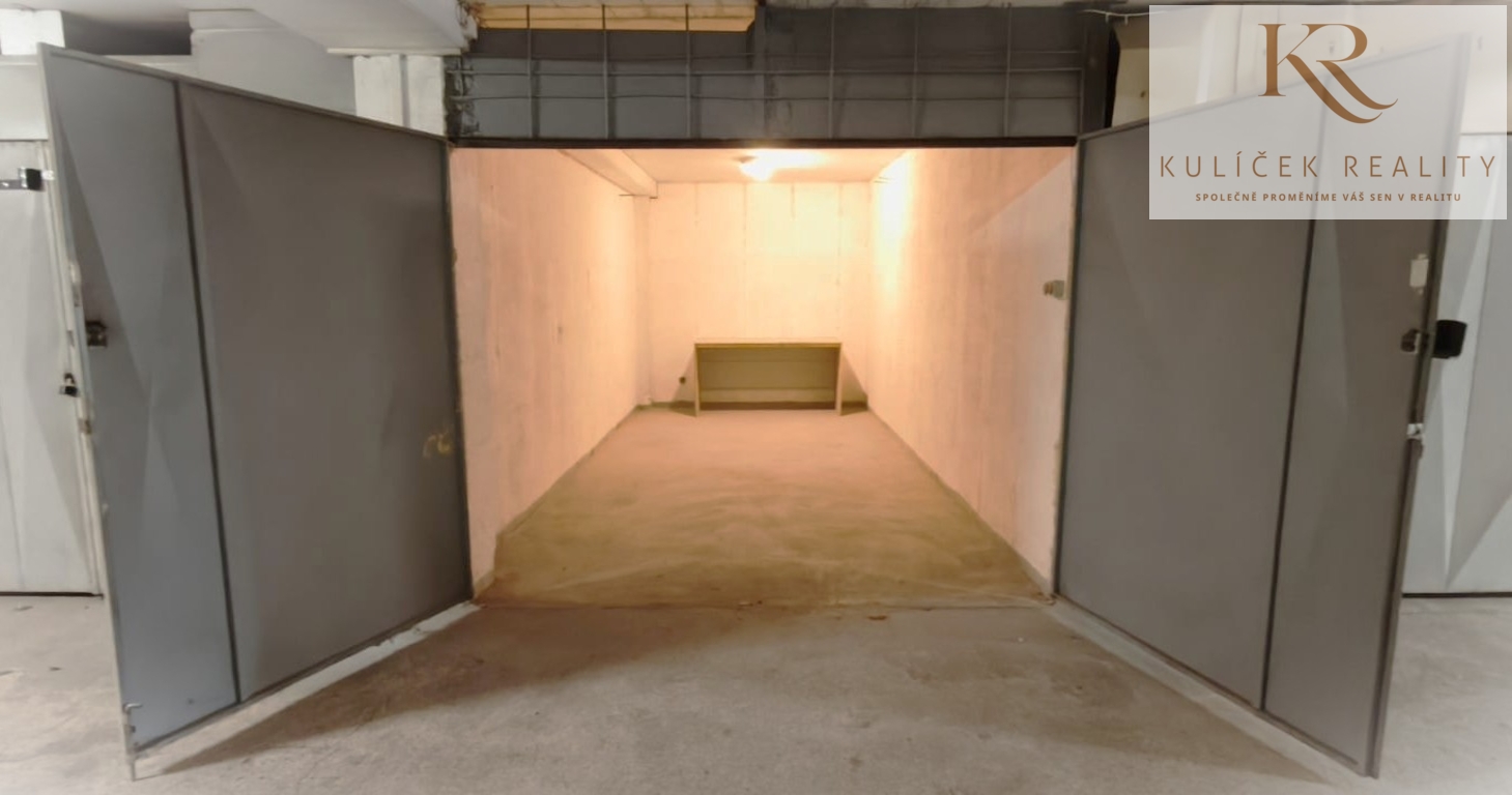 KULÍČEK Reality - Pronájem garáže - Garáž