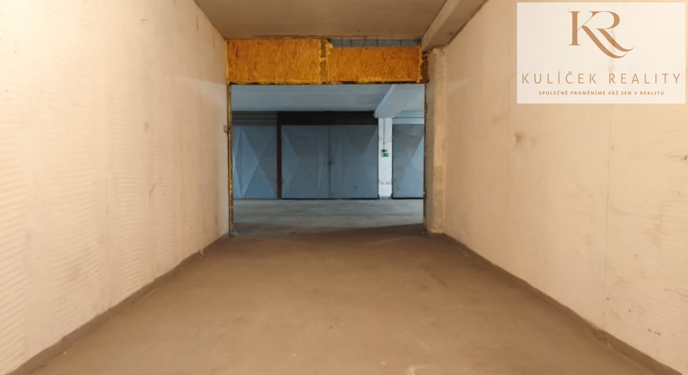 KULÍČEK Reality - Pronájem garáže - Garáž