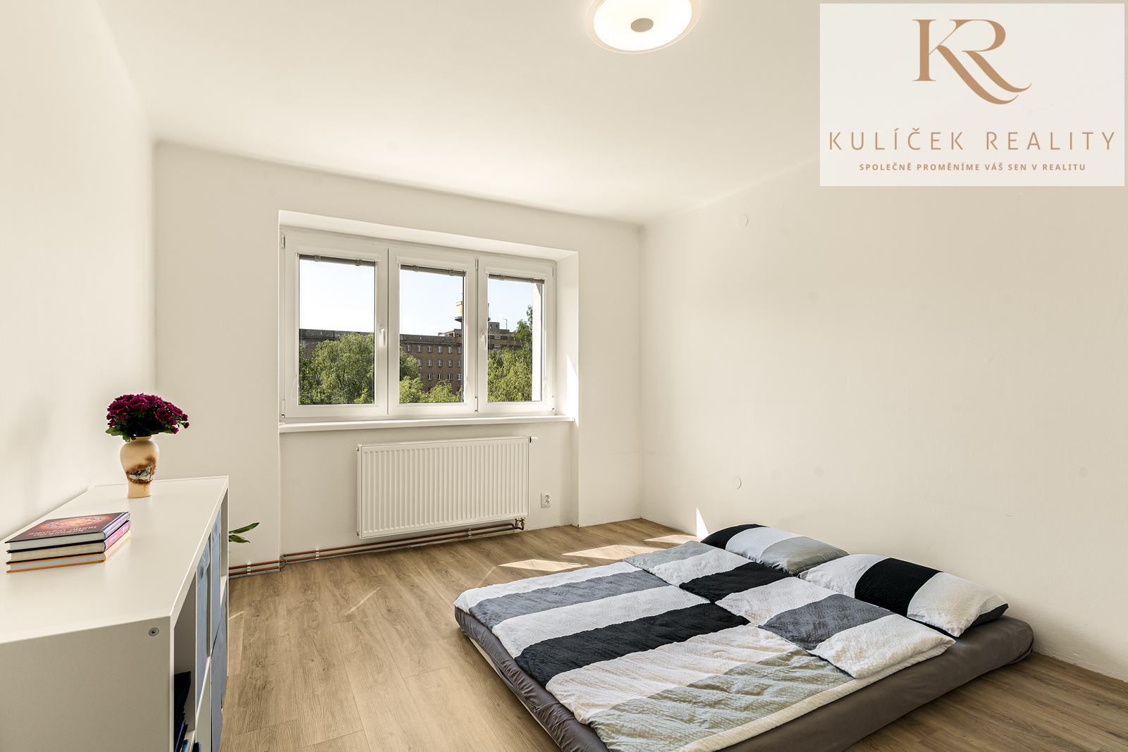 KULÍČEK Reality - Prodej bytu - Ložnice