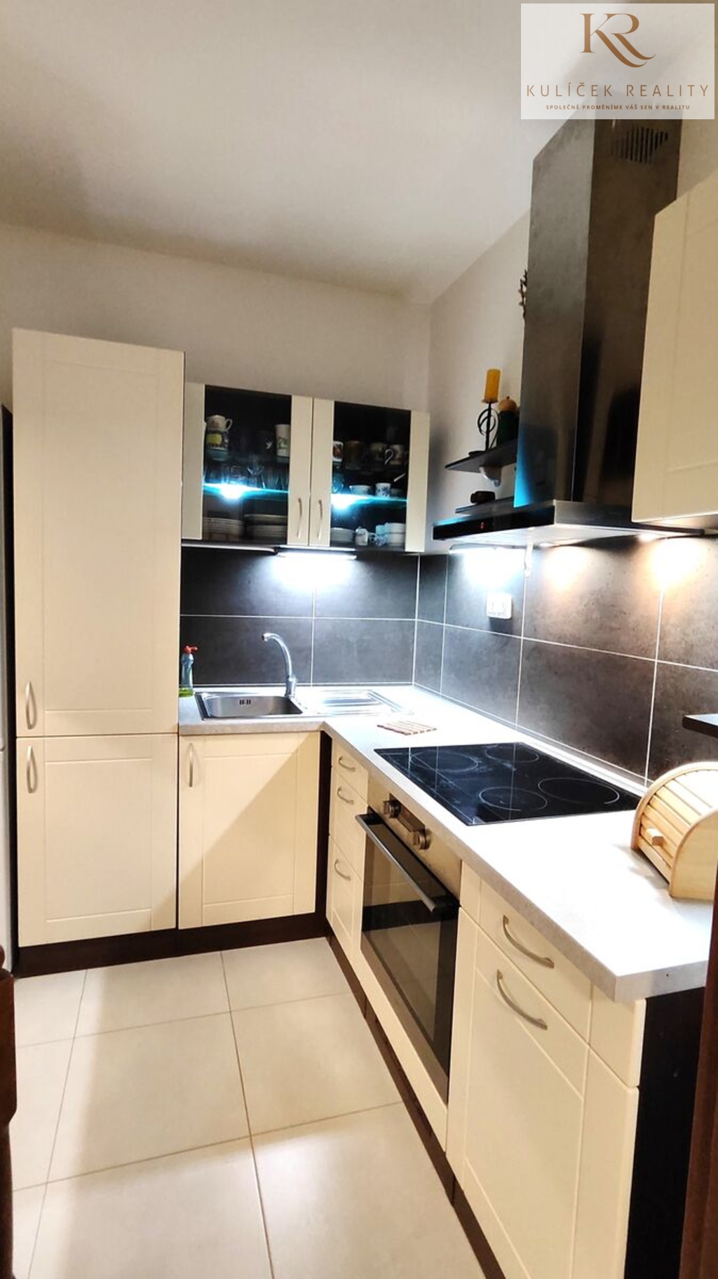 KULÍČEK Reality - Prodej bytu - Kuchyň