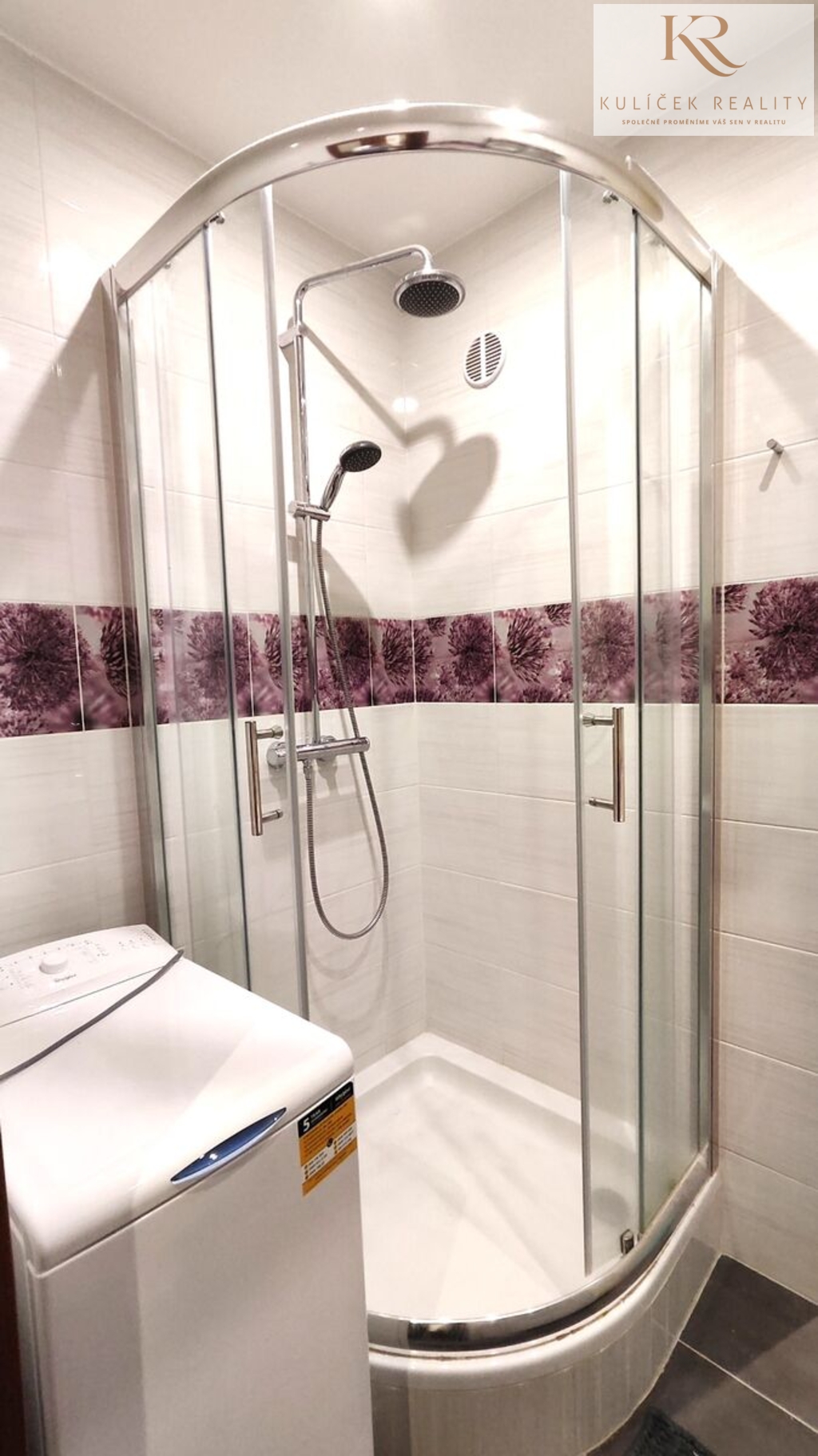 KULÍČEK Reality - Prodej bytu - Koupelna