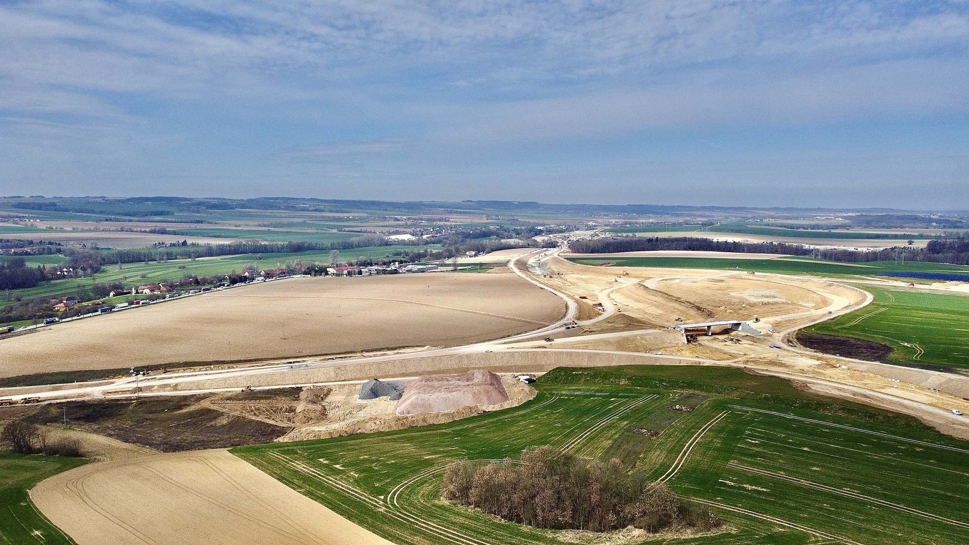 dji_fly_20260402_110134_855_1775120550444_photo_op