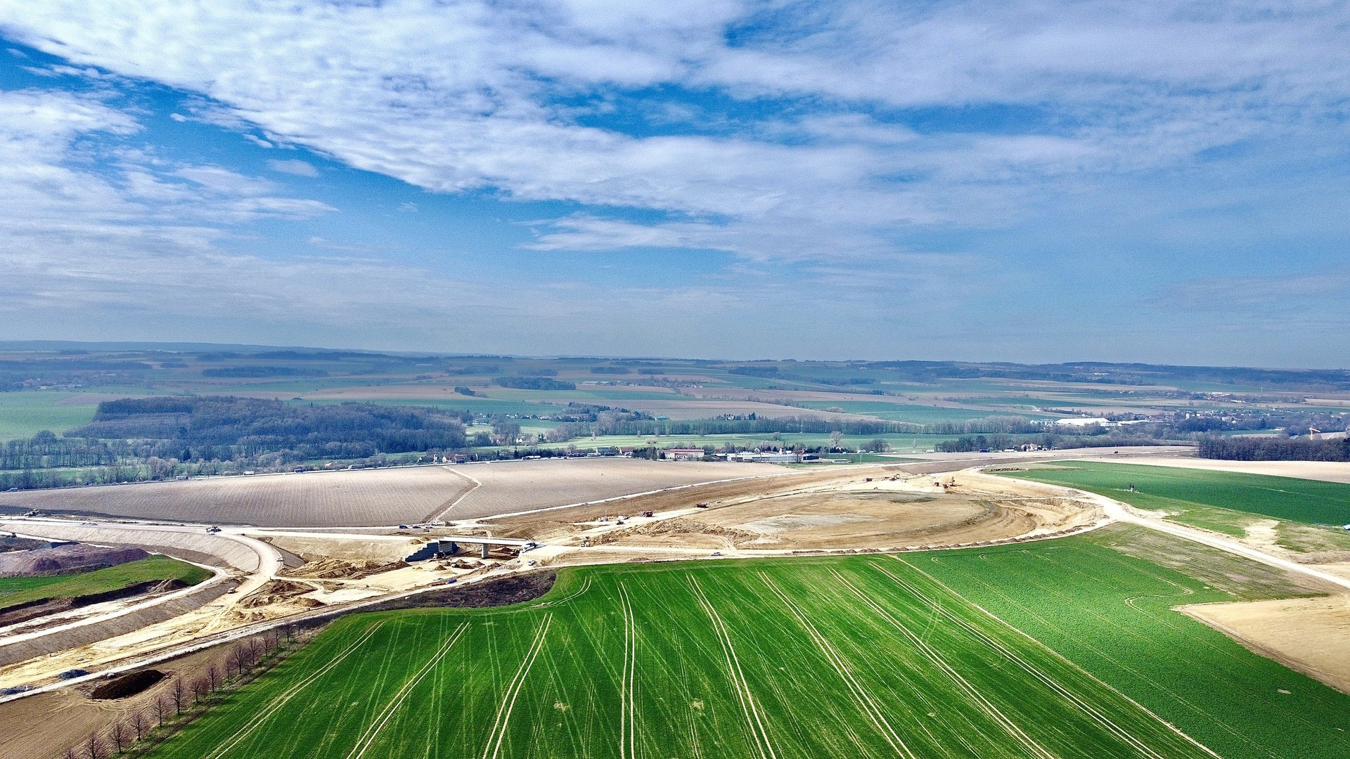 dji_fly_20260402_105808_847_1775120313342_photo_op