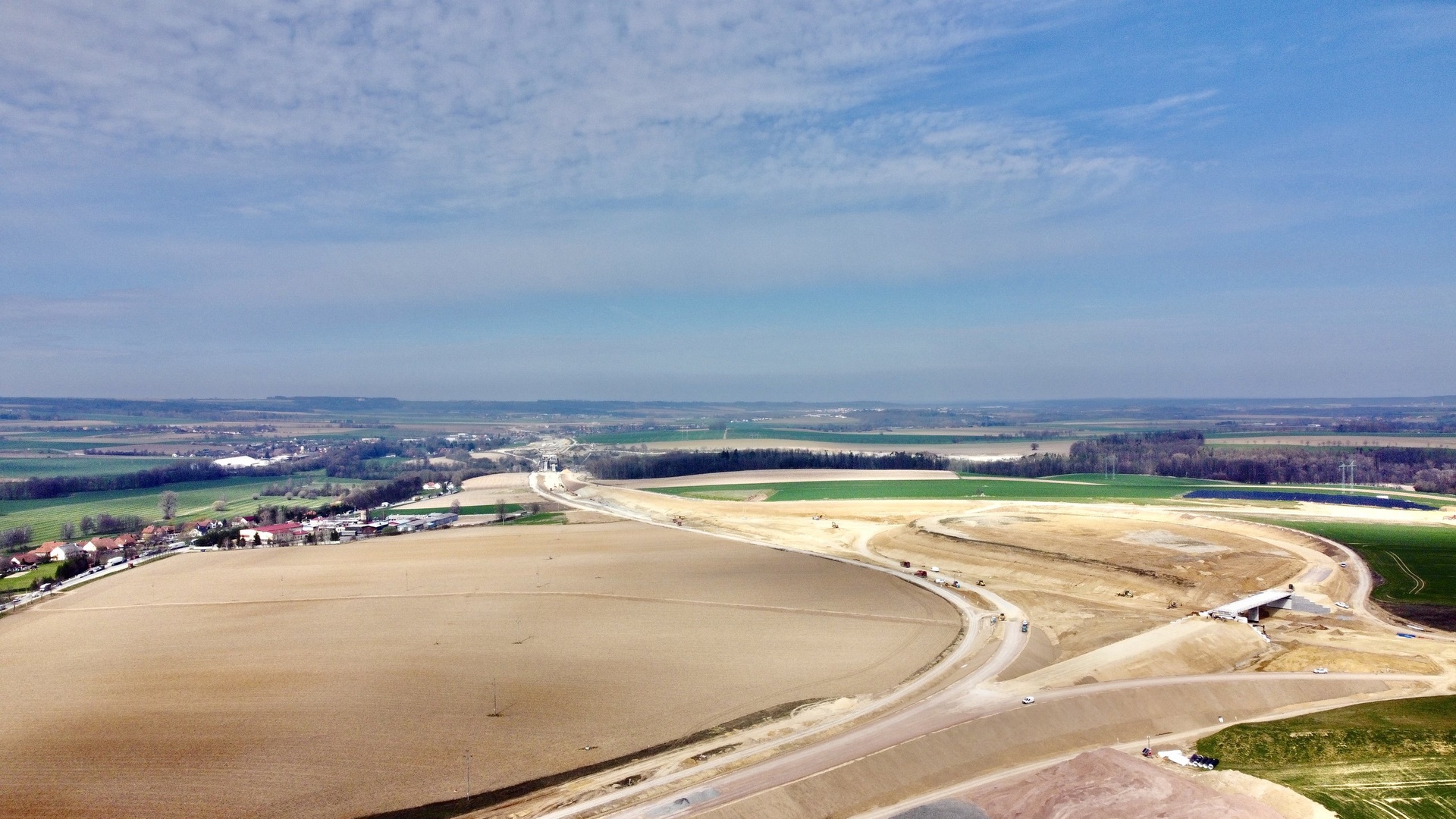 dji_fly_20260402_110224_857_1775120623037_photo_optimized