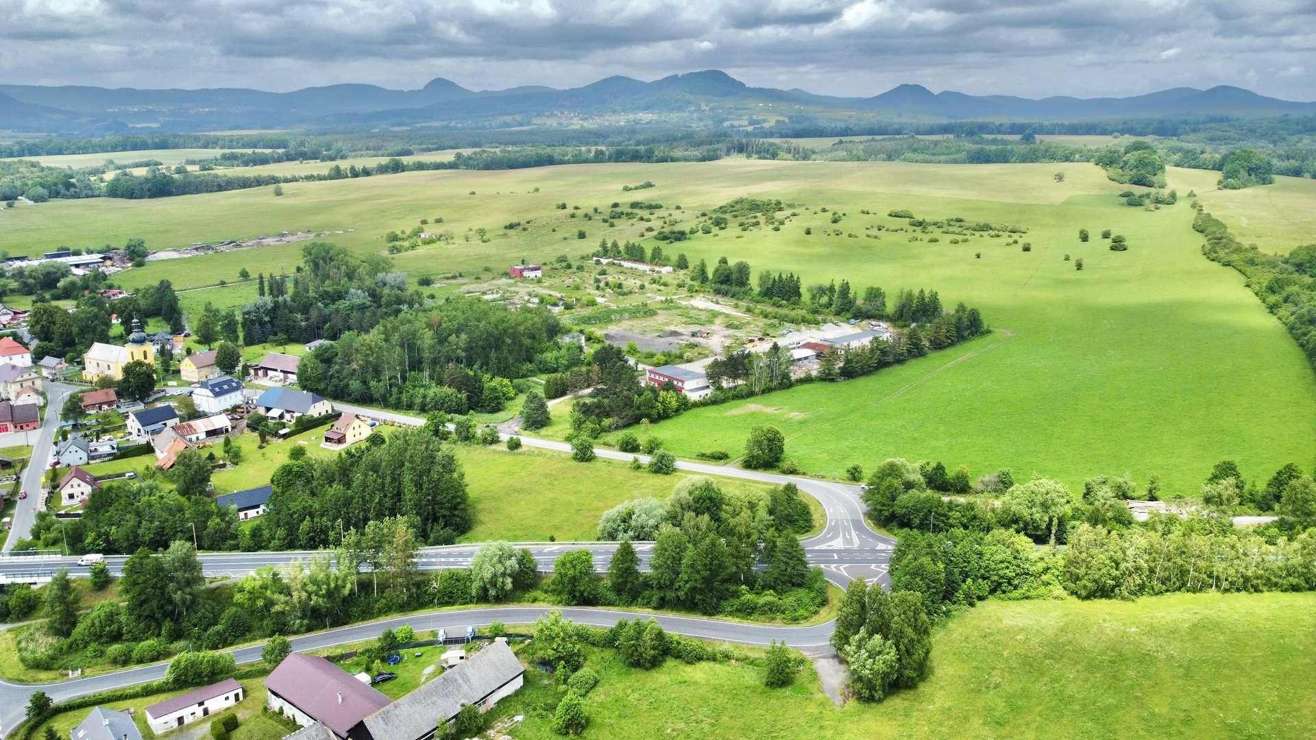 dji_fly_20250611_140038_671_1749643256520_photo_op