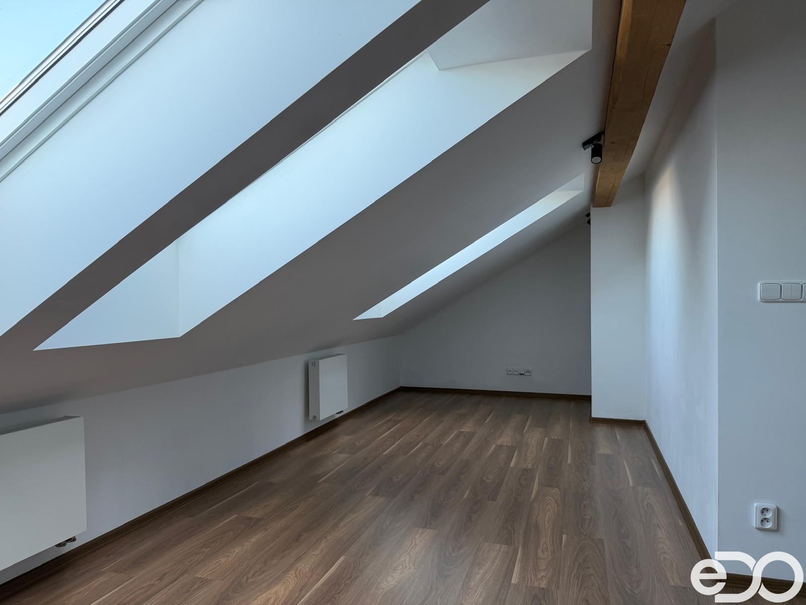 Michal Kučera - PRONÁJEM bytu Hořice