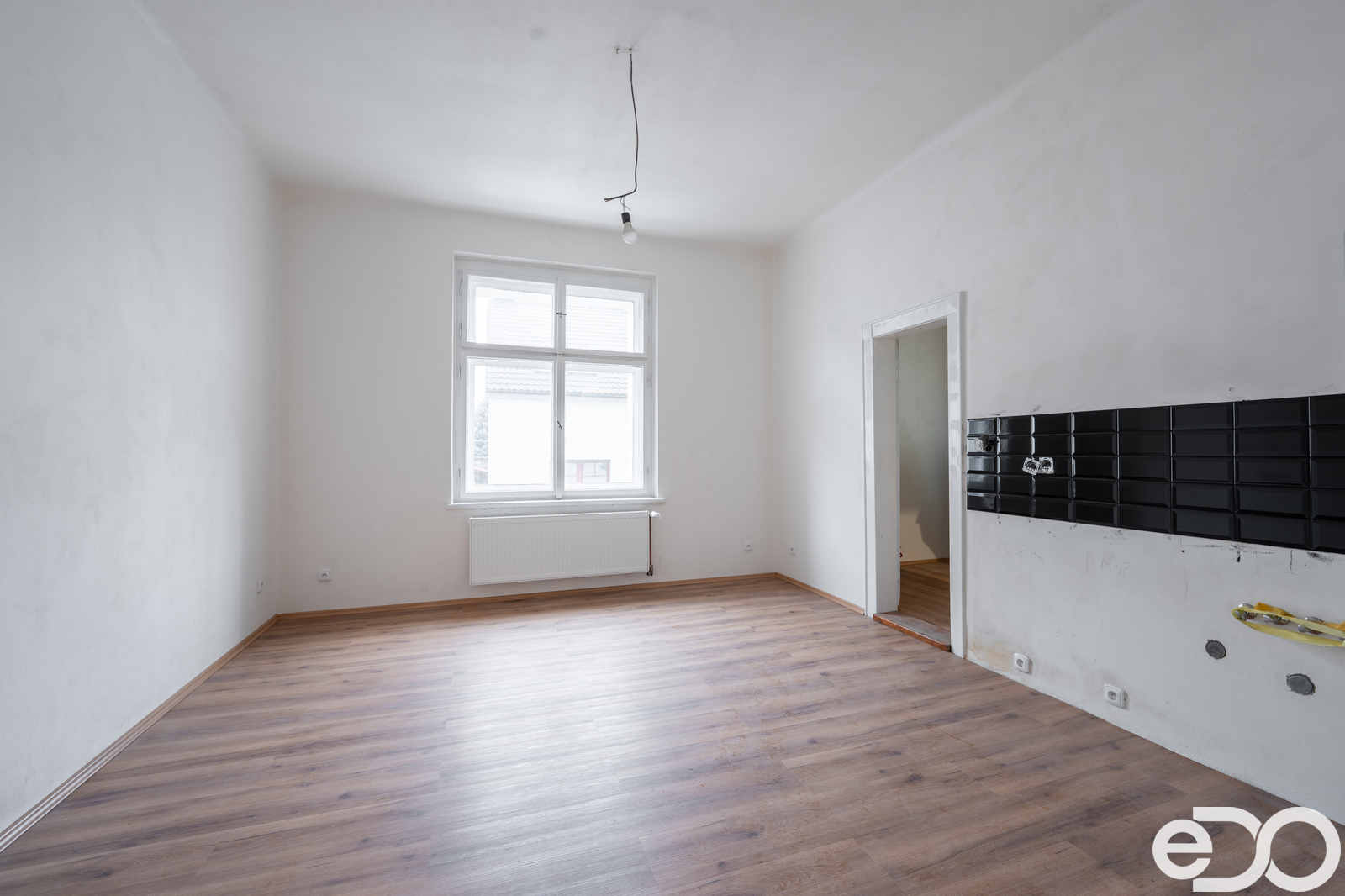 pokoj s kuchyní v 1kk