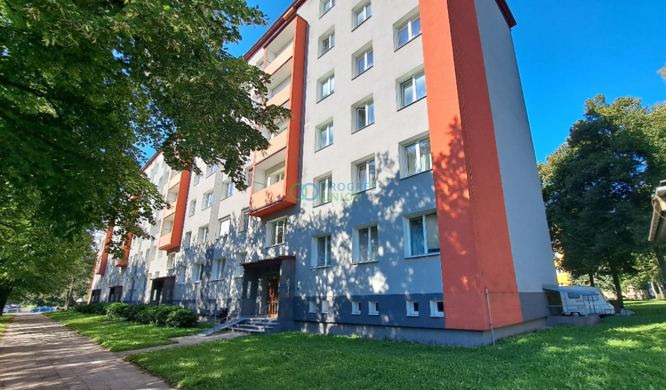Prodej bytu 3+1, 70 m² Rožnov pod Radhoštěm (okres Vsetín), 5. května, obrázek 1