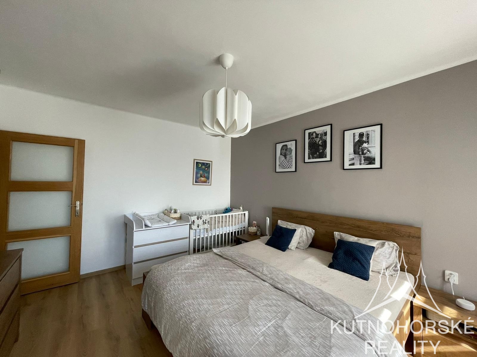 8ae7bf03-86e2-43c4-b7de-9e64d76b9d2c