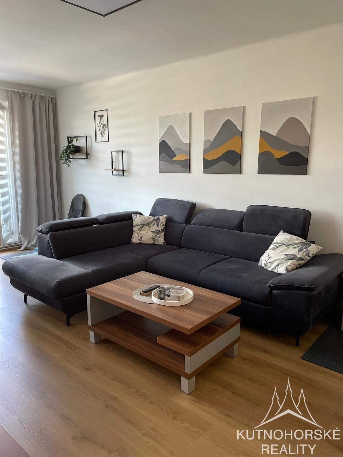 17c07cb5-058a-40b2-a969-3e2e58a01066