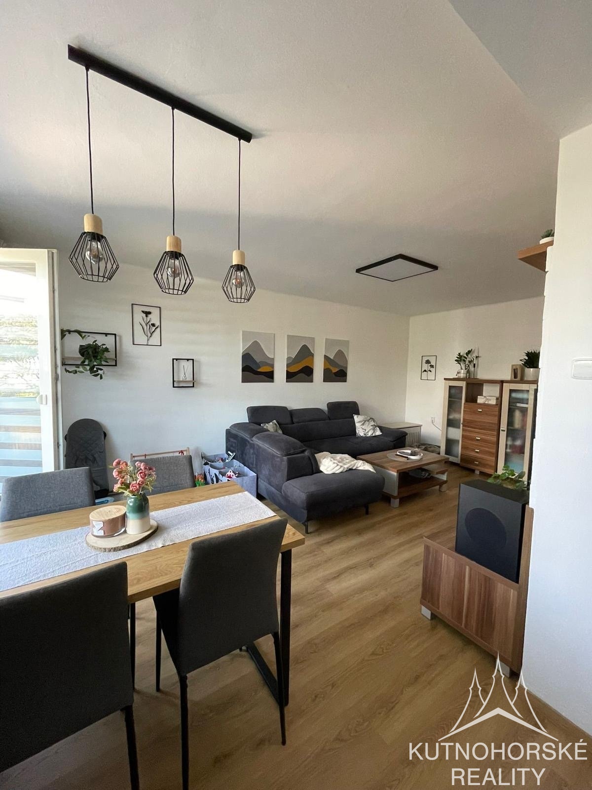 ae41d2c9-2628-4e69-957b-c2a823e9de73