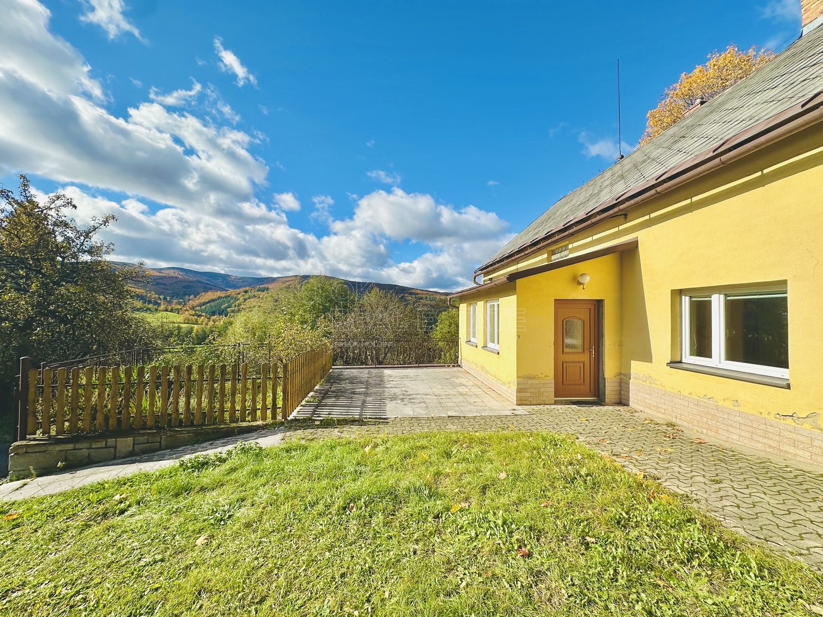 Prodej zemědělské usedlosti Vápenná, foto 16