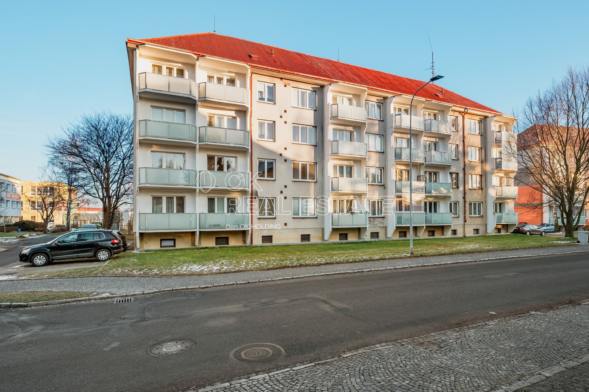 ZNS301224_121