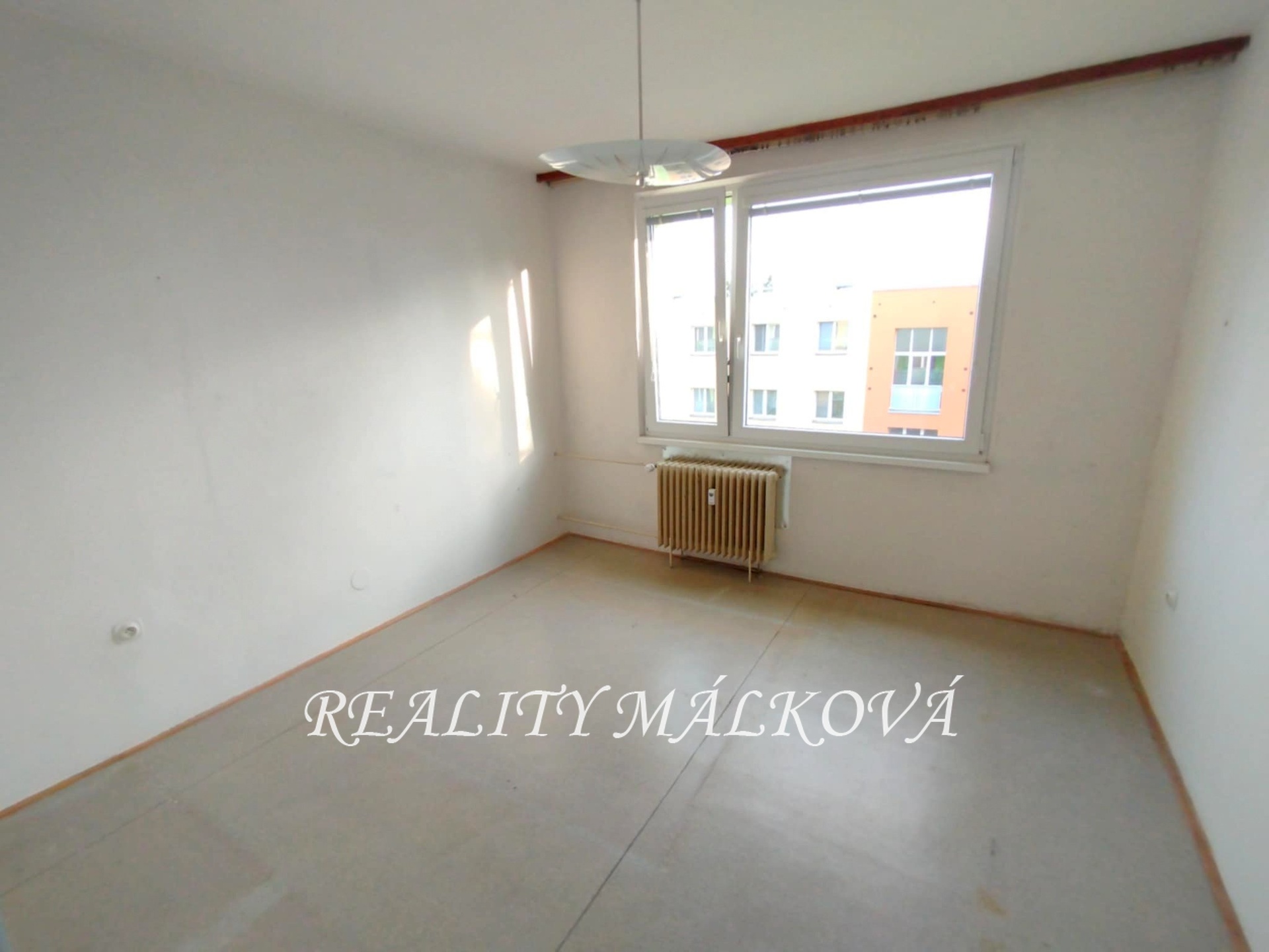 a4913930-436e-4ffe-abde-cbd41607dd11