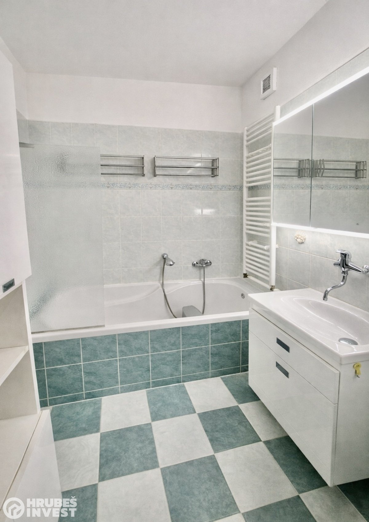 1AEACB4E-9CFE-4EDC-B5E6-866861AB88B6