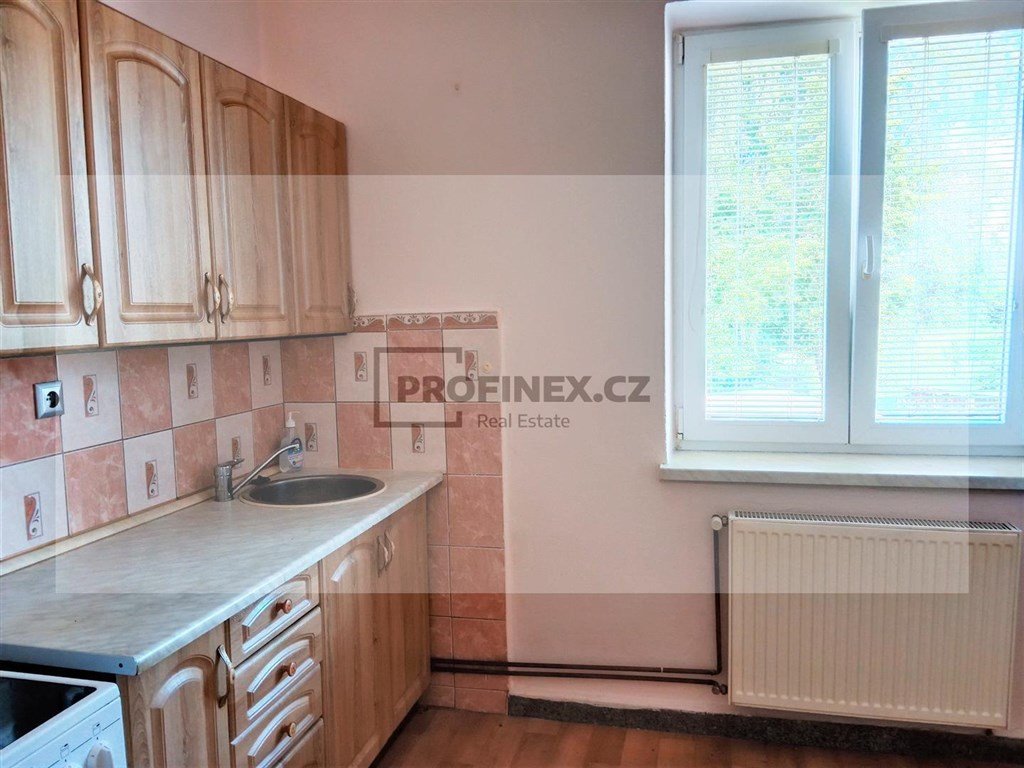 Pronájem bytu 2+1 Chlum u Třeboně 10 000 Kč za měsíc, foto 2