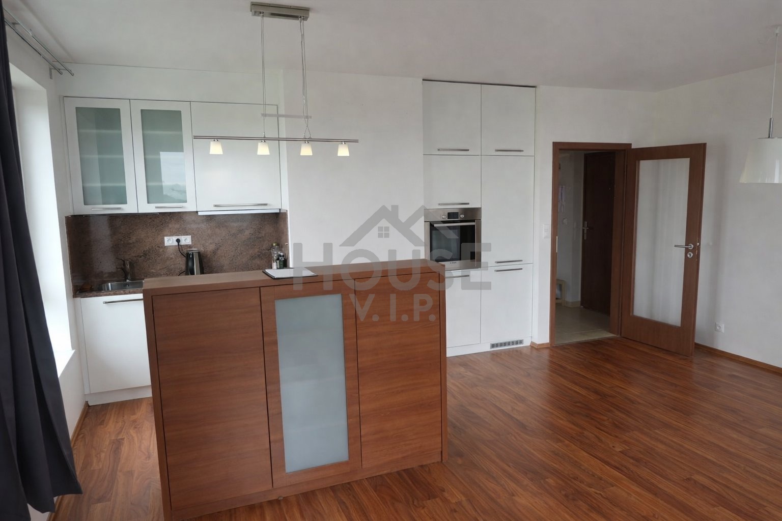 59FF0DD0-2D7B-43CB-900B-AB6B3665DDB5