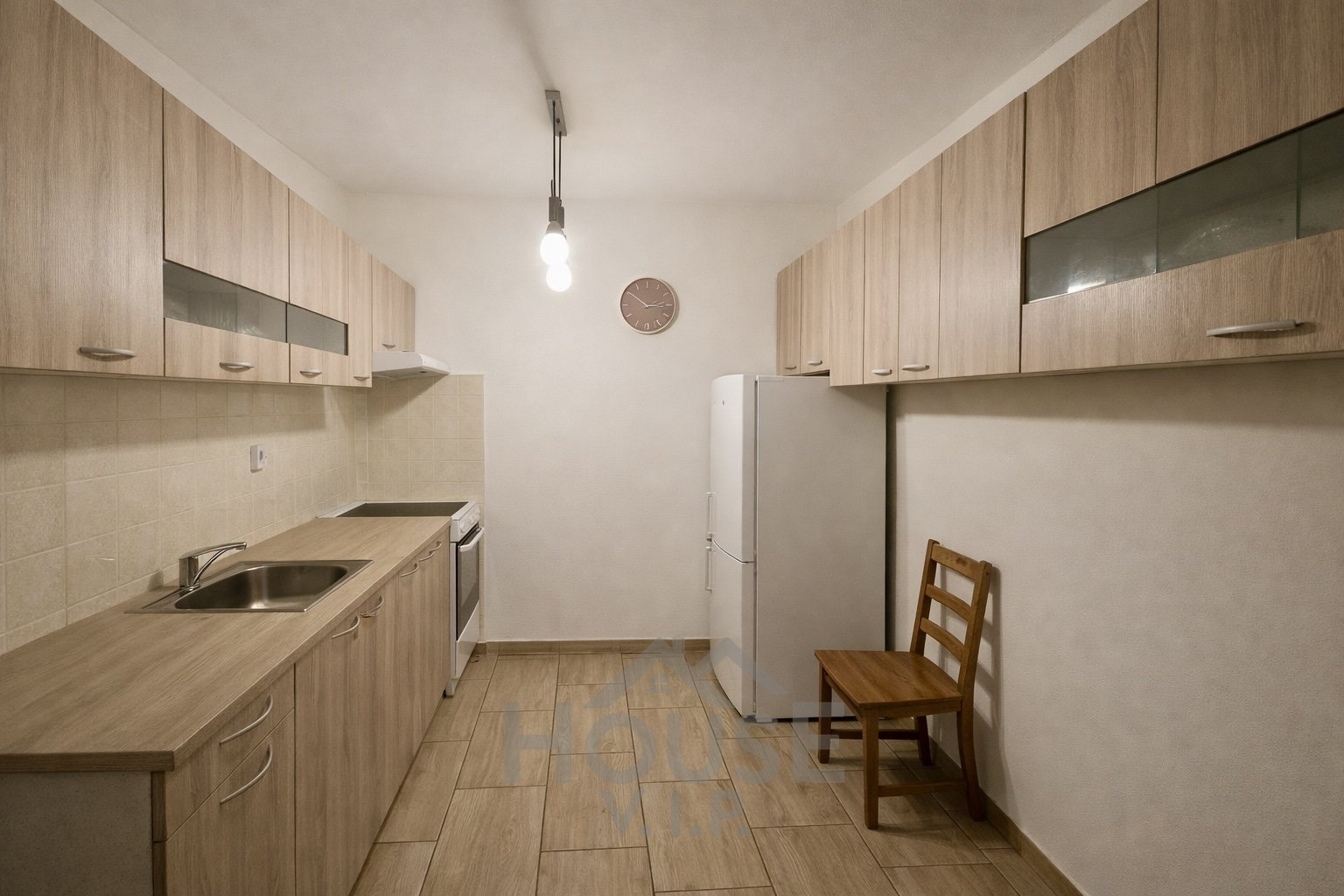 25D9F9D2-FC19-4DFF-B290-DD38D3011531