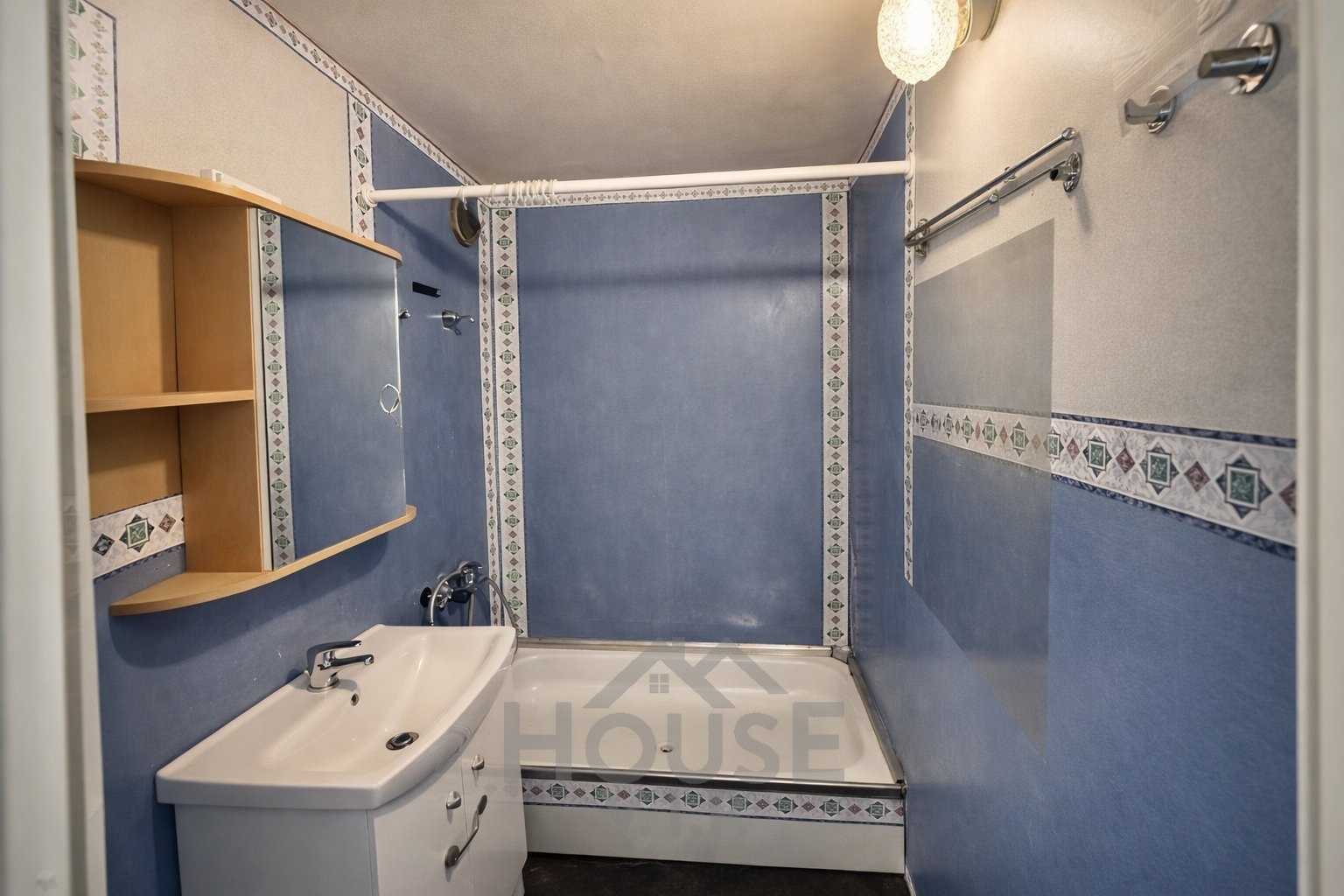 D1850C4A-FB8C-462C-97A8-B71AE3619A1D