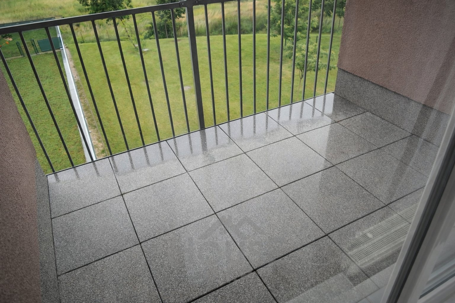 34C811C8-D079-4E44-8560-5C337368FEF4