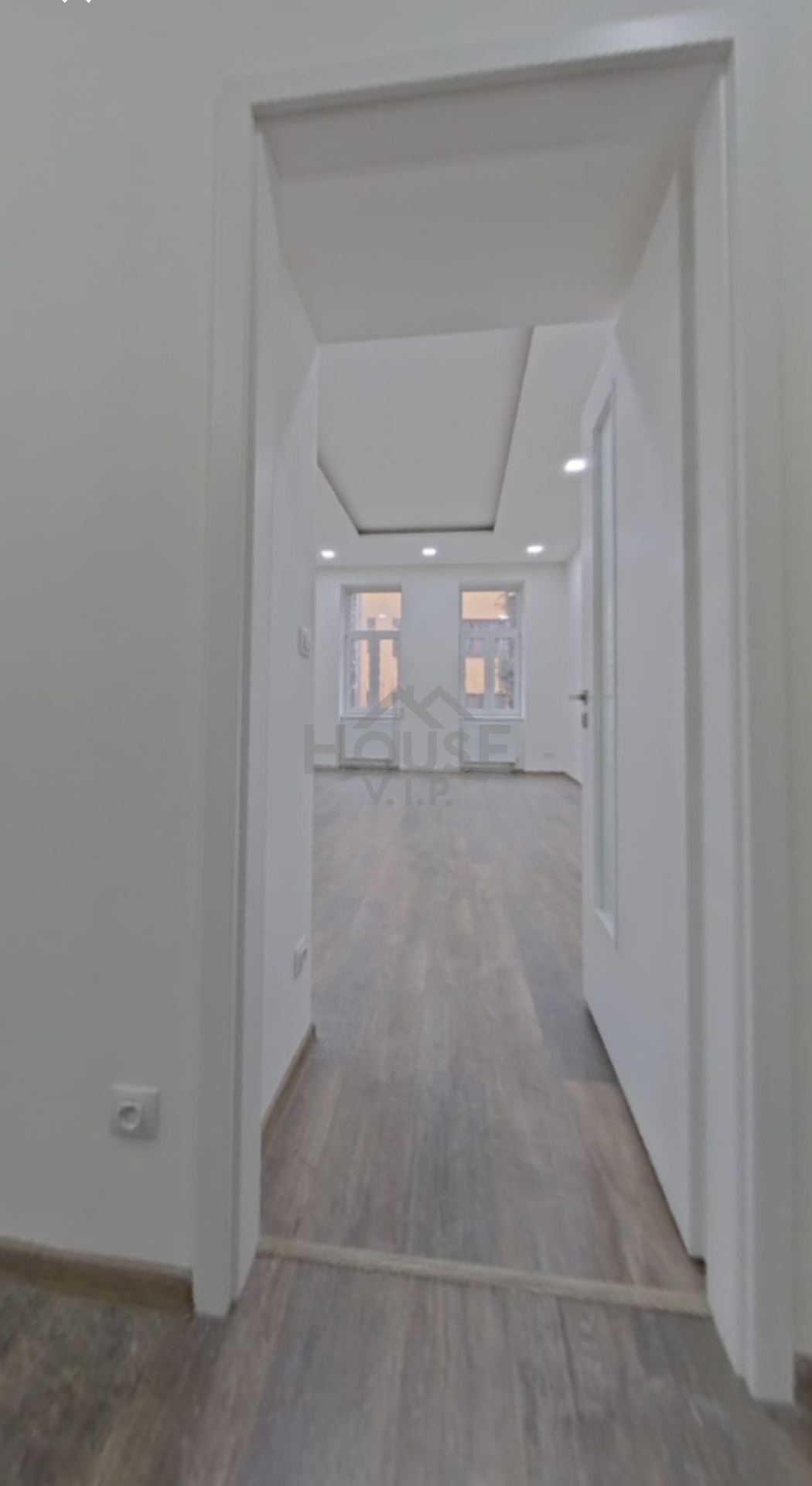 c5f093ee-b0a6-411f-a64a-2641ebd2296e