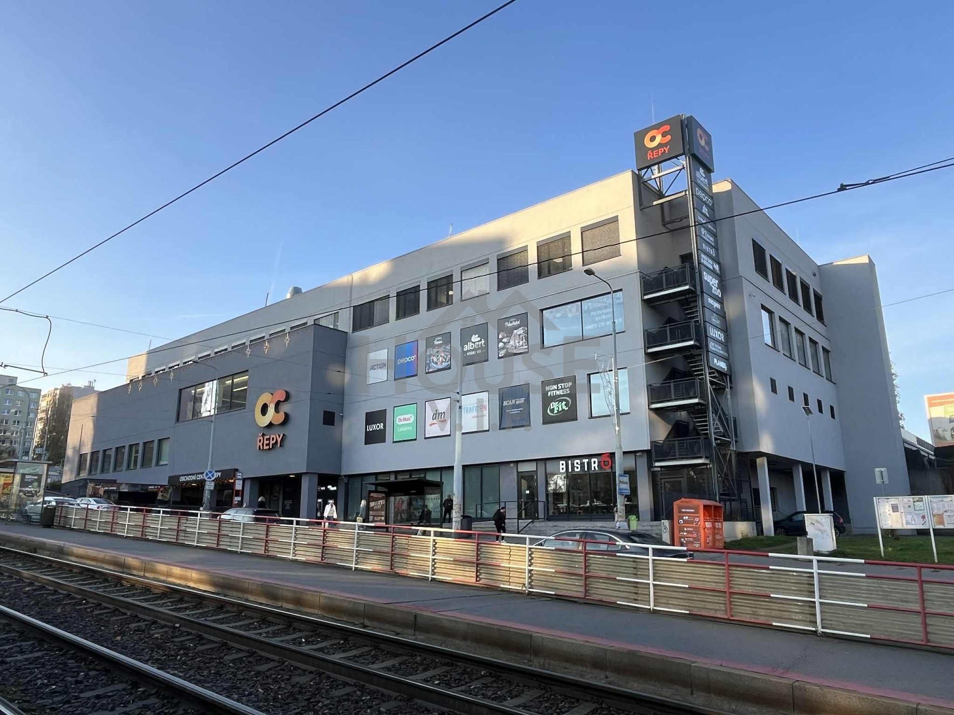 98bf83c7-0ded-4ee1-b454-3a1e012a578e