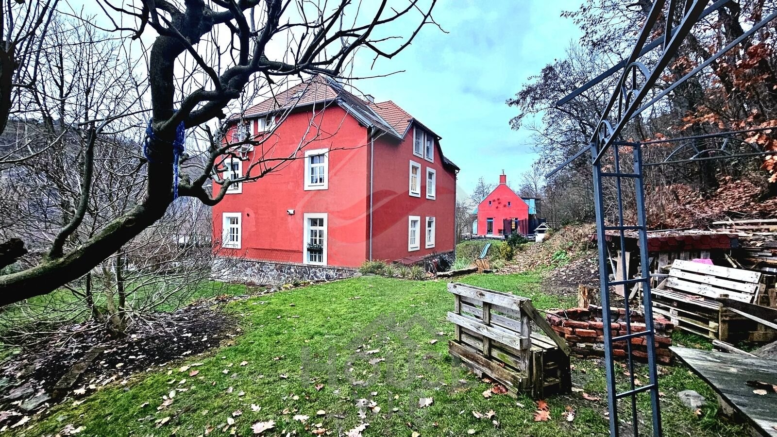 motion-photo-544840174935377649