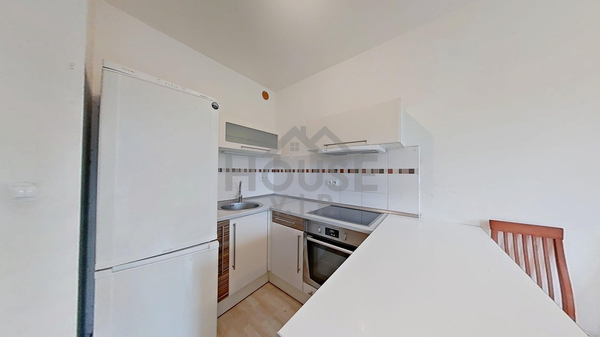 Brandyska-314-10142025_201644