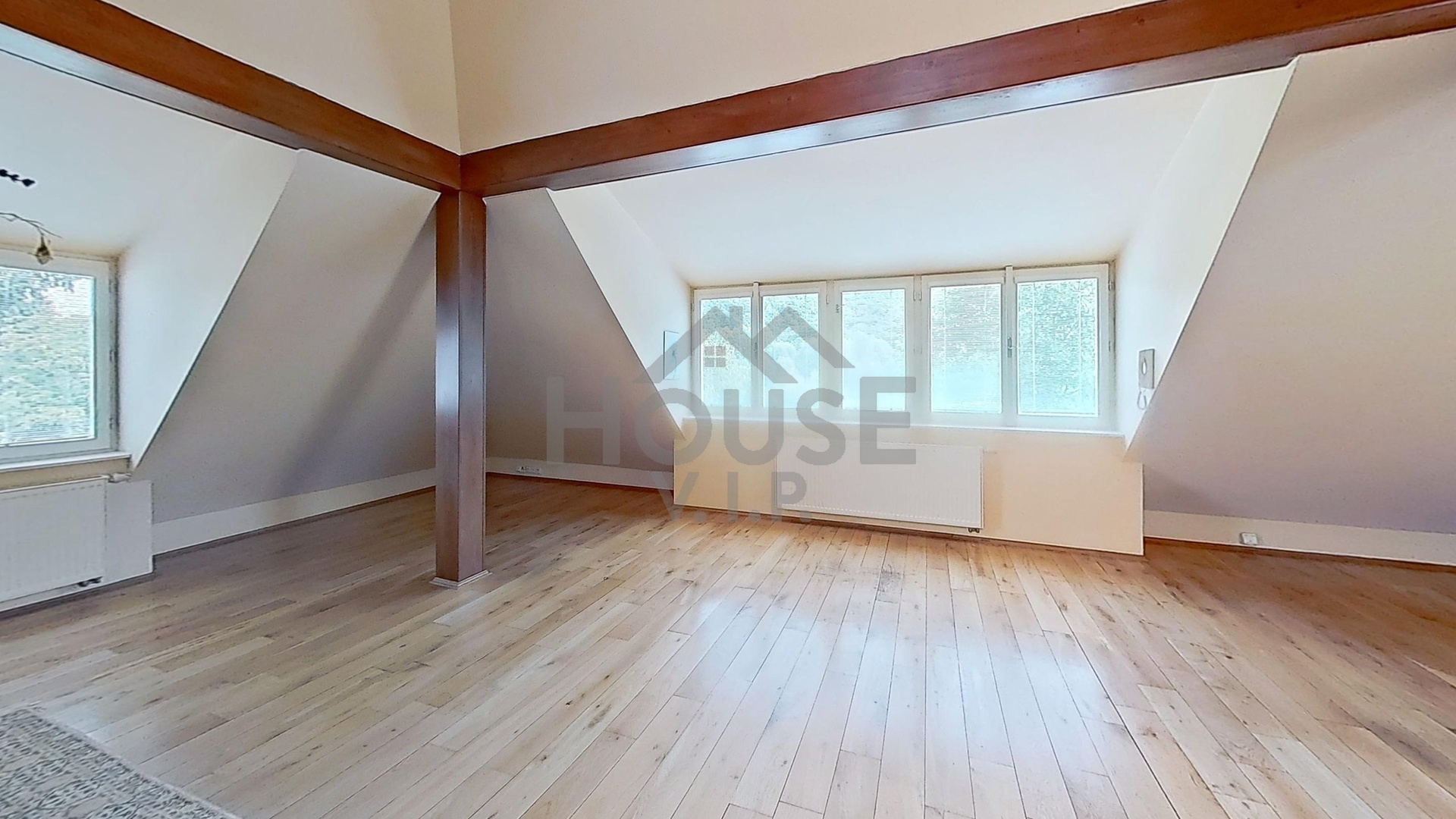 918-Surova-Living-Room 1