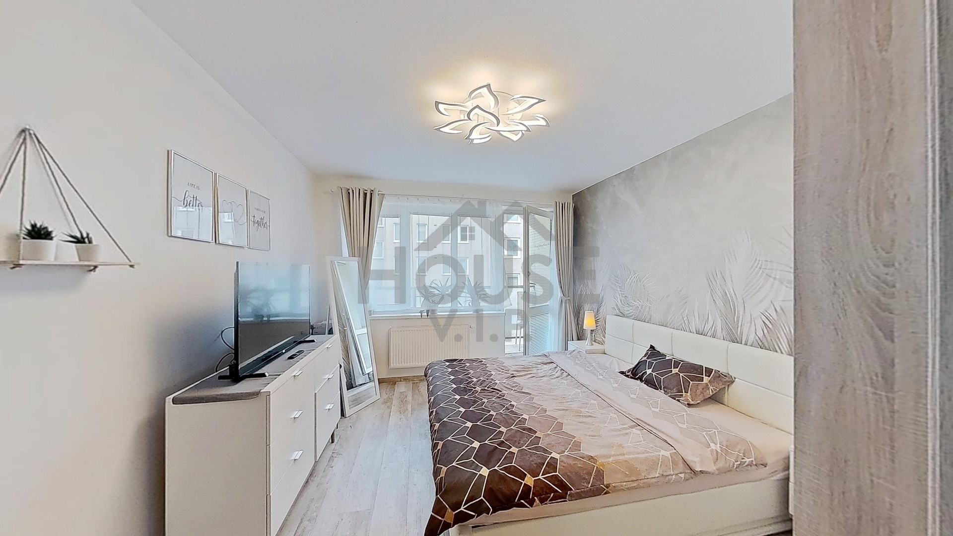 1549-Brazdimska-08042025_154356