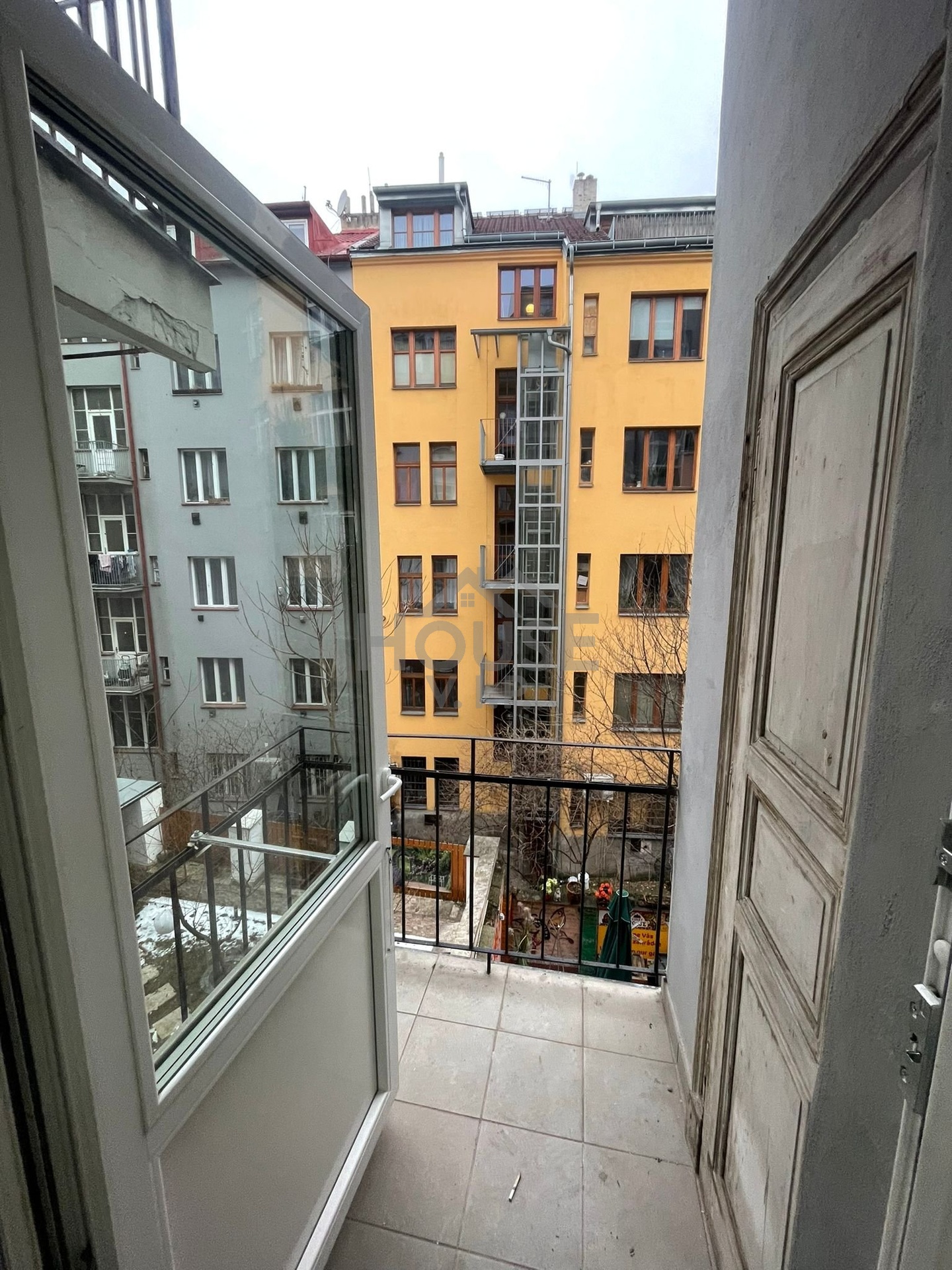 125c815e-4a28-4aea-92e9-1cb43cad1753