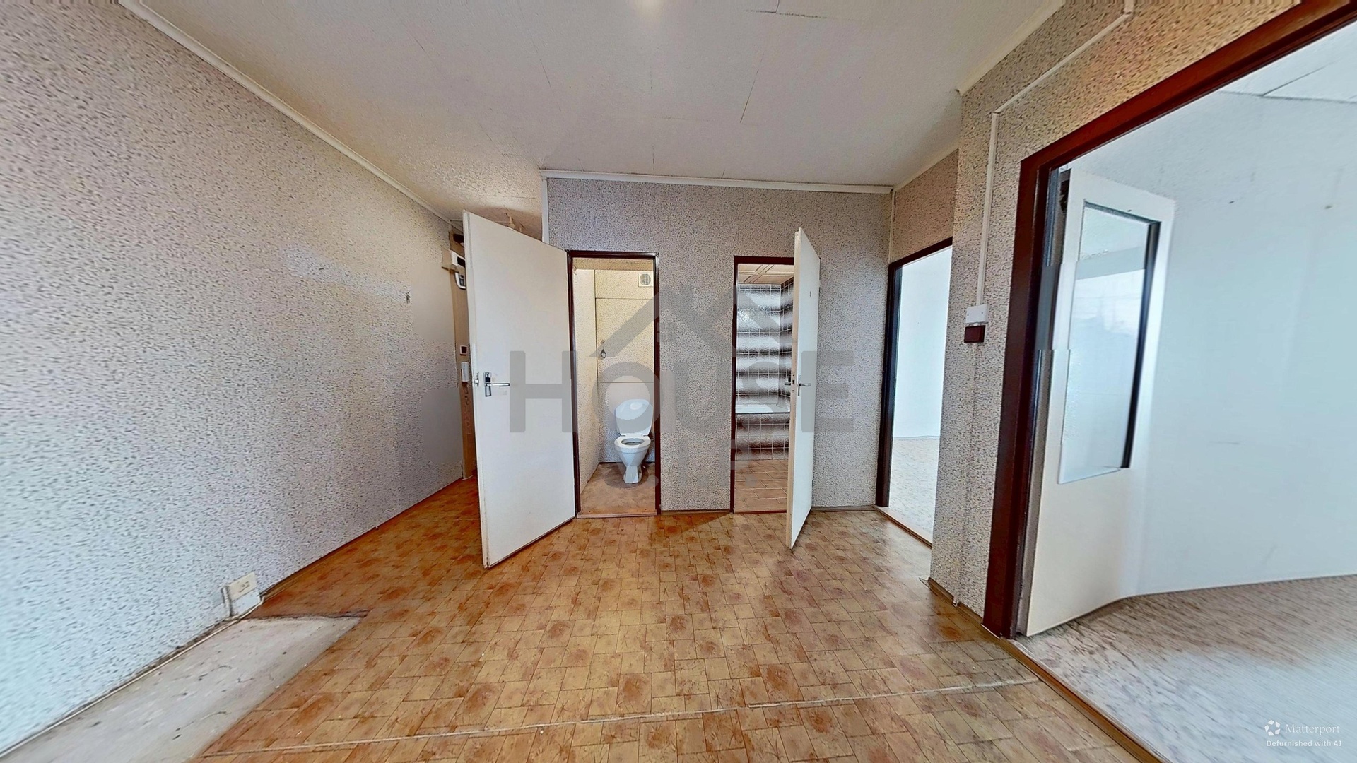Poljanovova-31593-09122025_154238_defurnished