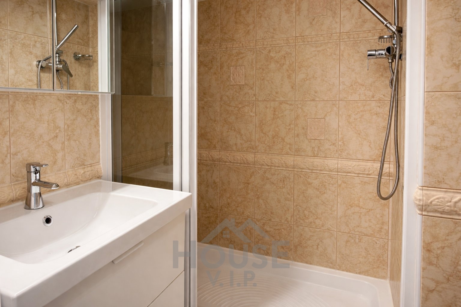 5421E883-D466-4605-9E75-5A33D653EDE0