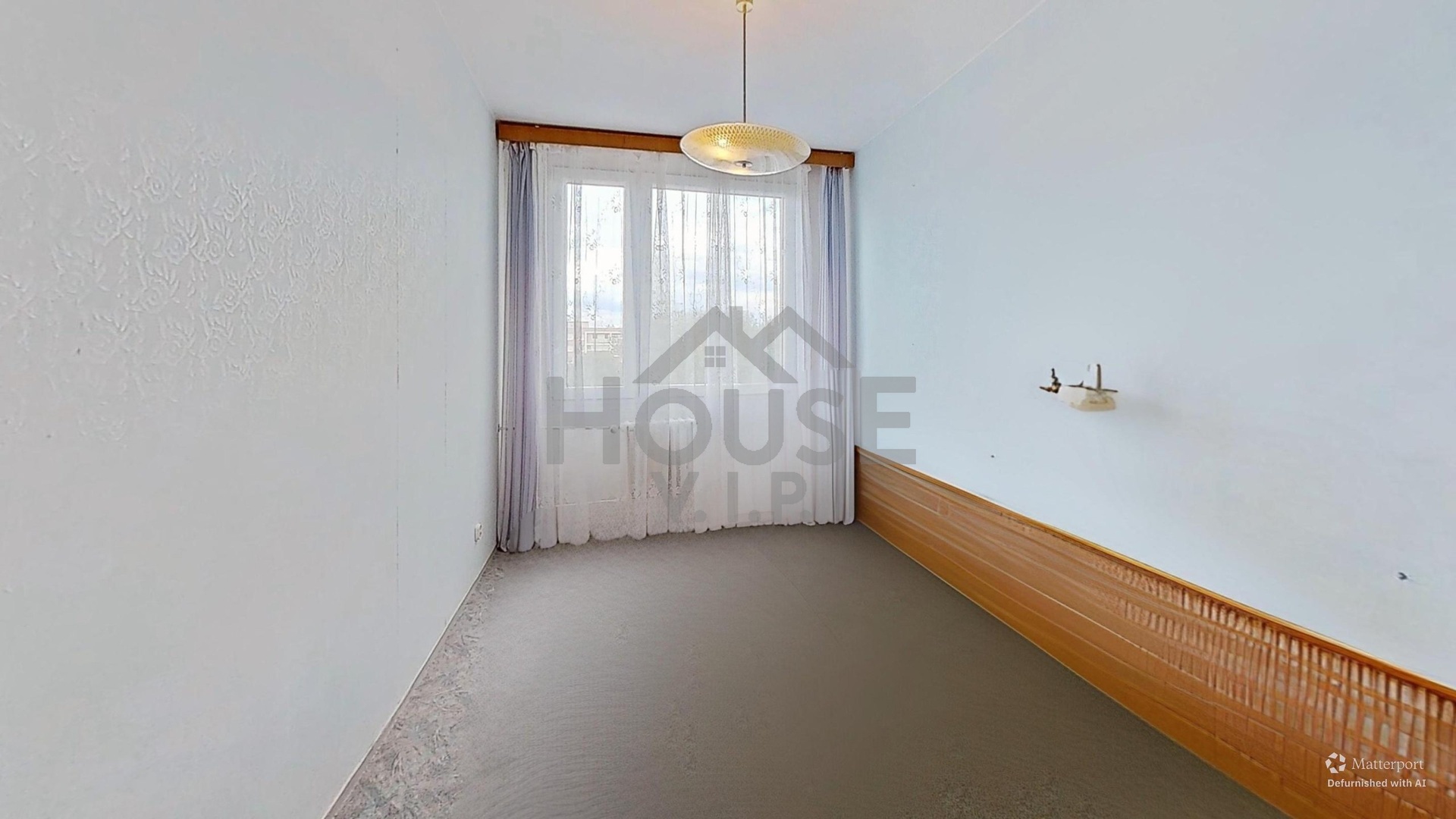 896-Rimavske-Soboty-Bedroom-Defurnished