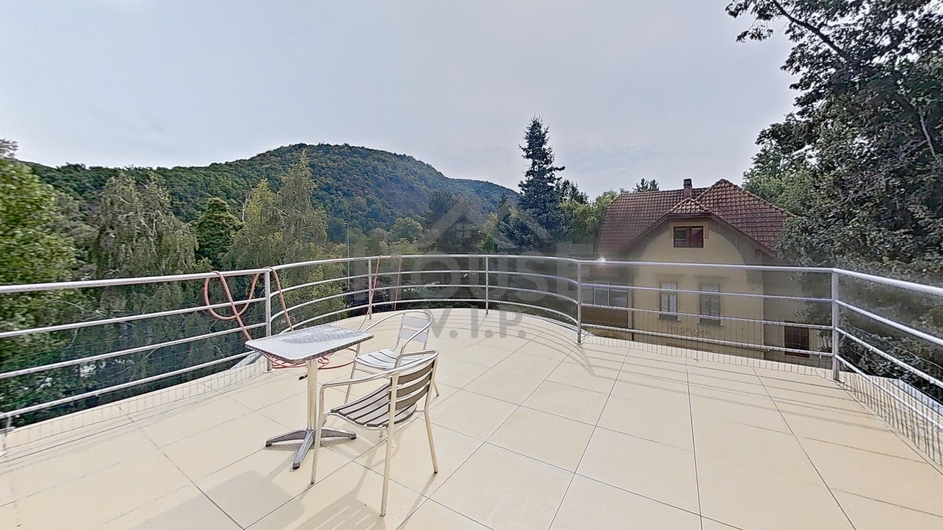 918-Surova-Balcony