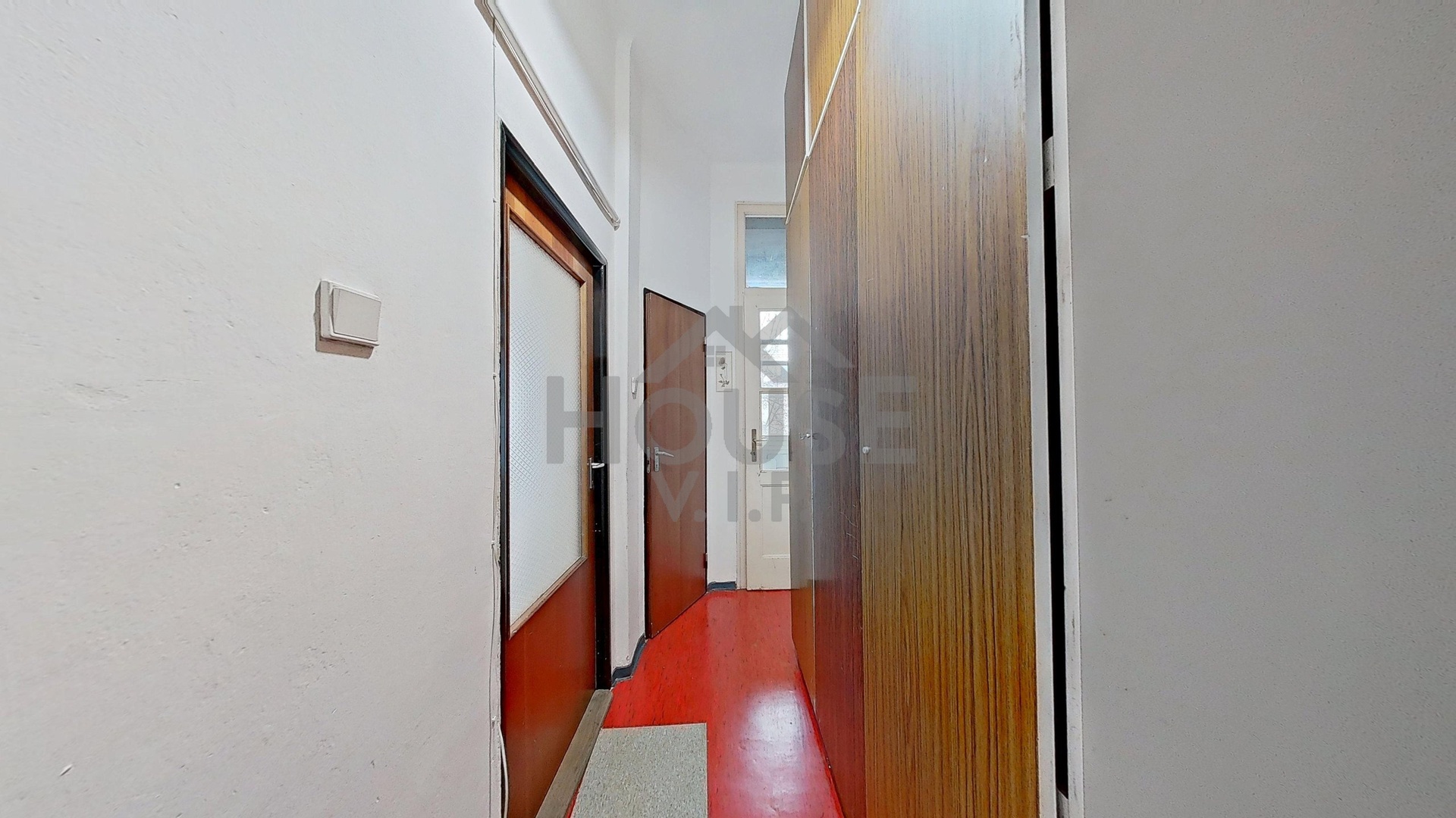 ID01464-Za-Strahovem-03312026_193507