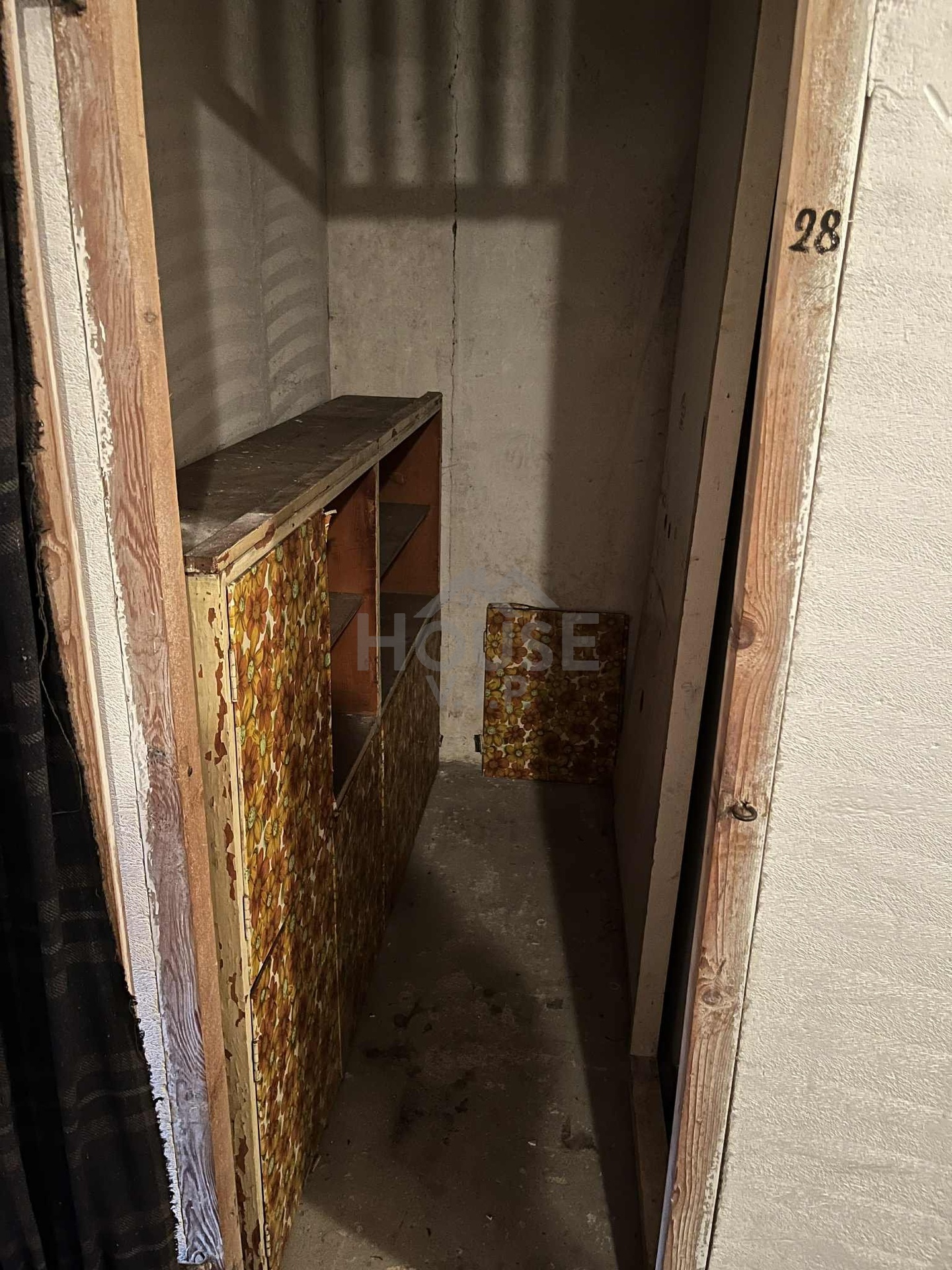 b64b5ebf-f456-4647-aa8a-5b7f52f1b608