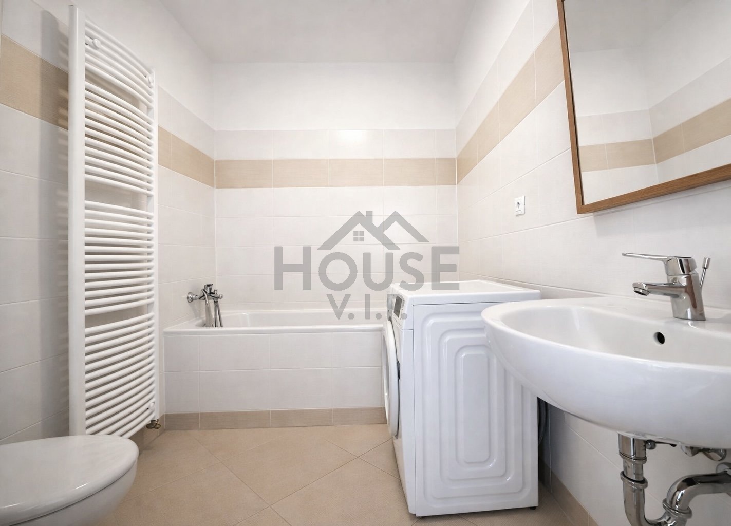 55AD9025-CB97-4108-9CBB-FCE461C0A74D