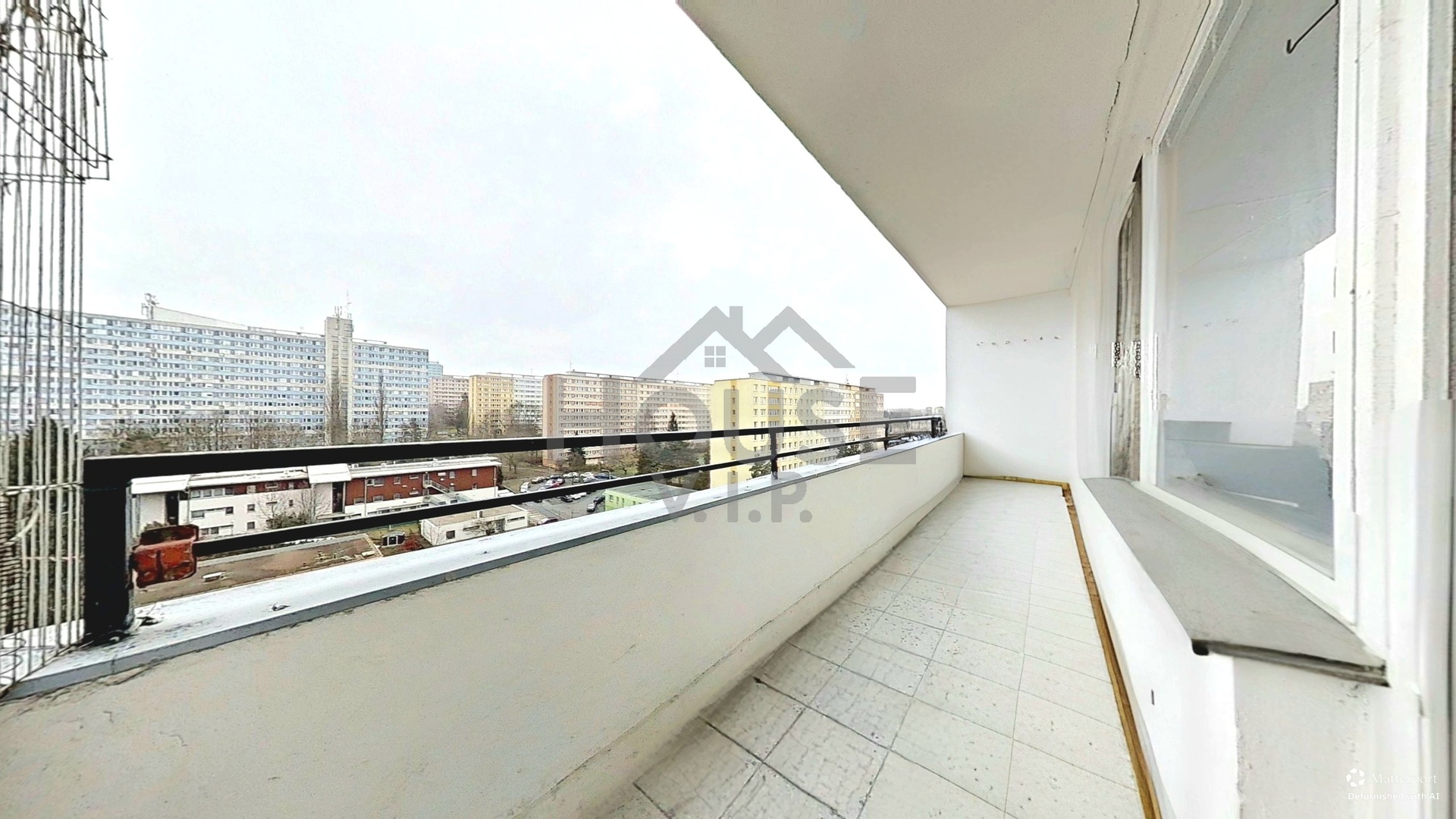 02082026_203635_defurnished