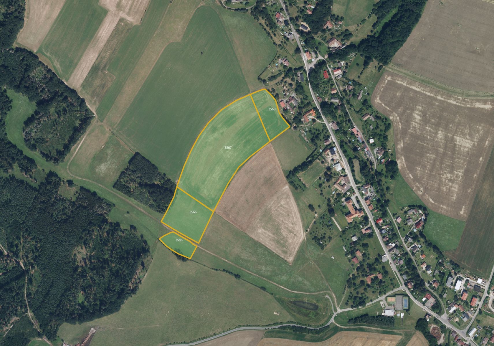 Zemljište, 68792 m²