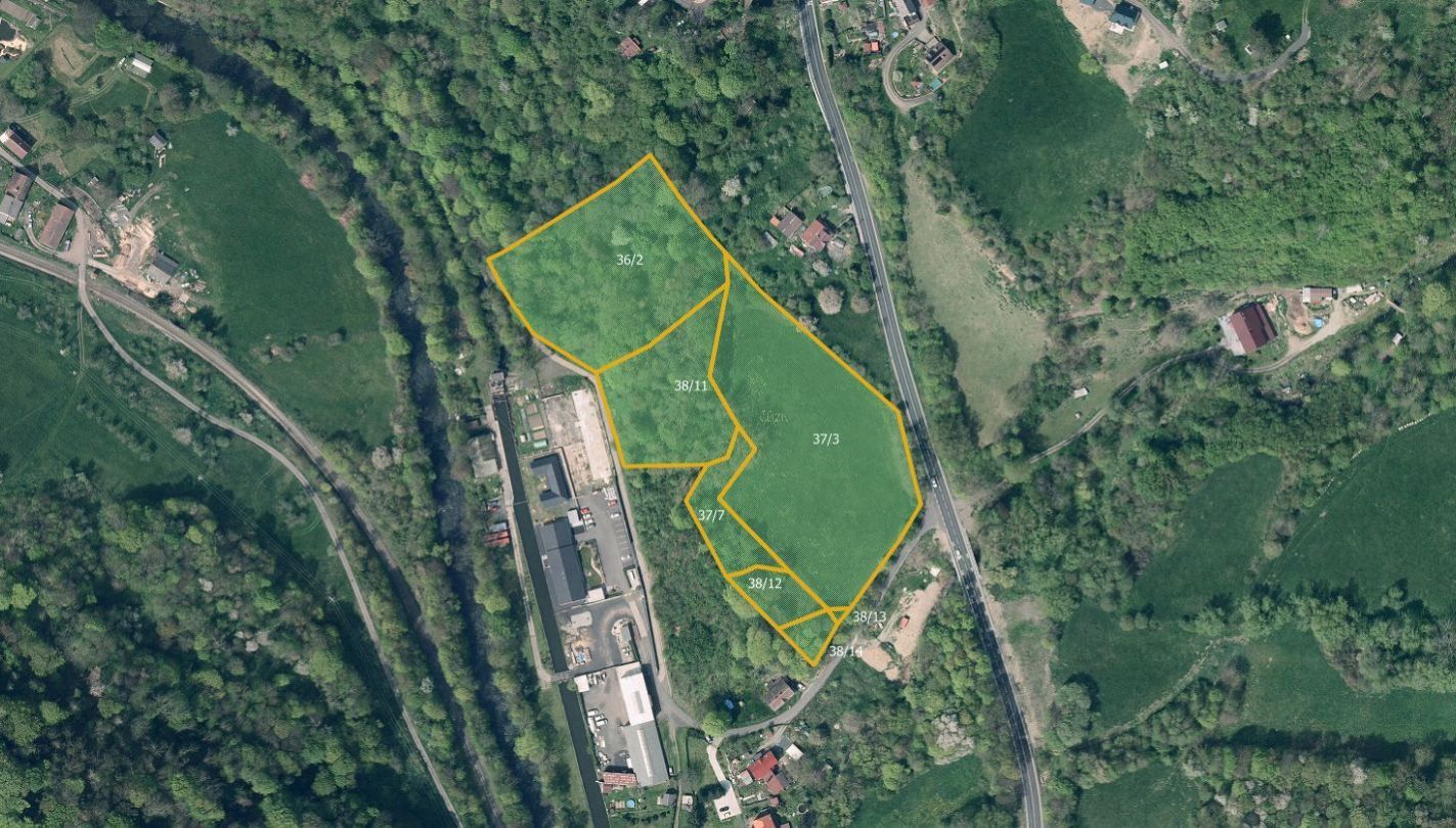 Prodej zemědělské půdy Děčín 333 868 Kč, foto 1