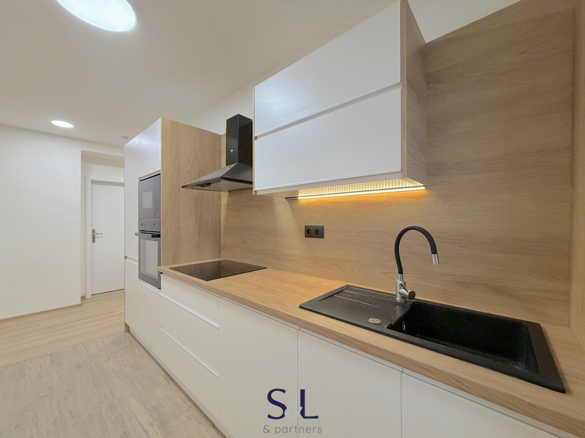 Nova? Bor- Skalicka? 3+100022