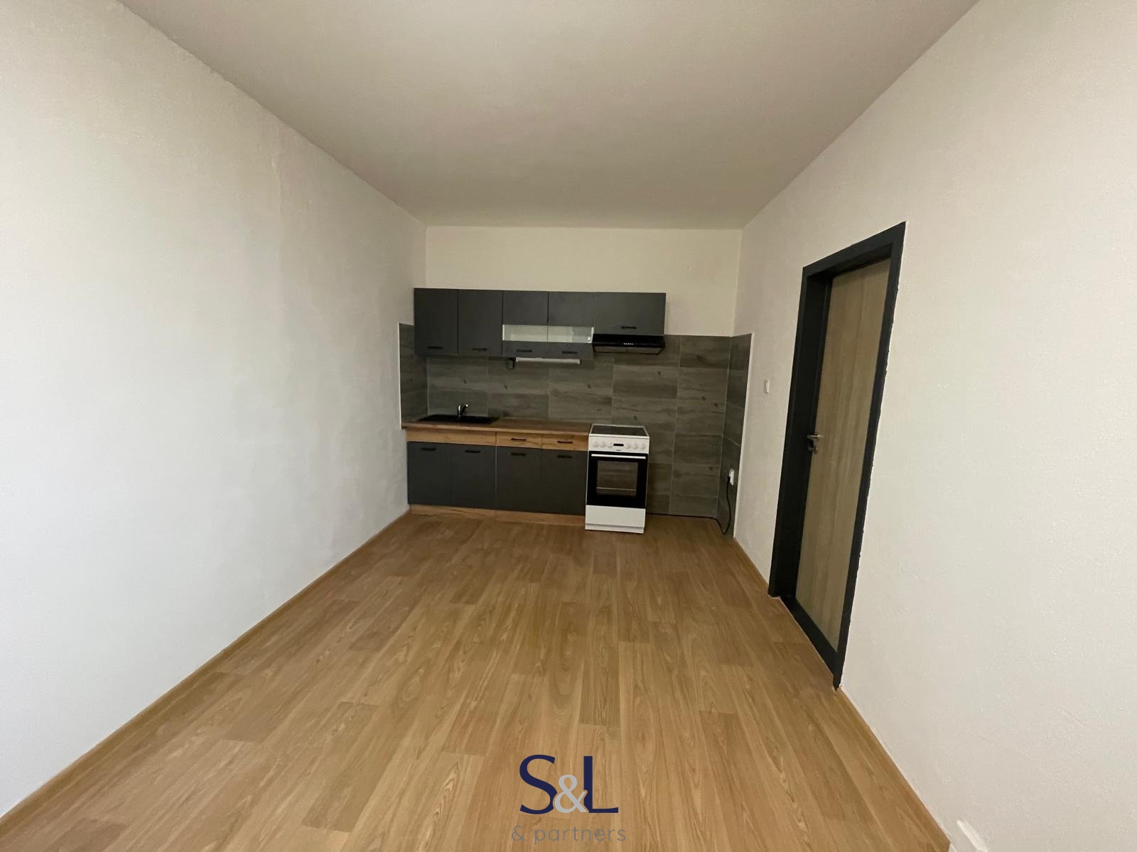 WhatsApp Image 2025-12-16 at 16.26.15