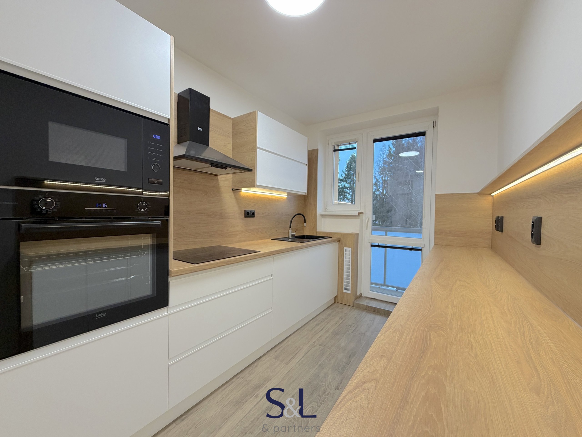 Nova? Bor- Skalicka? 3+100020