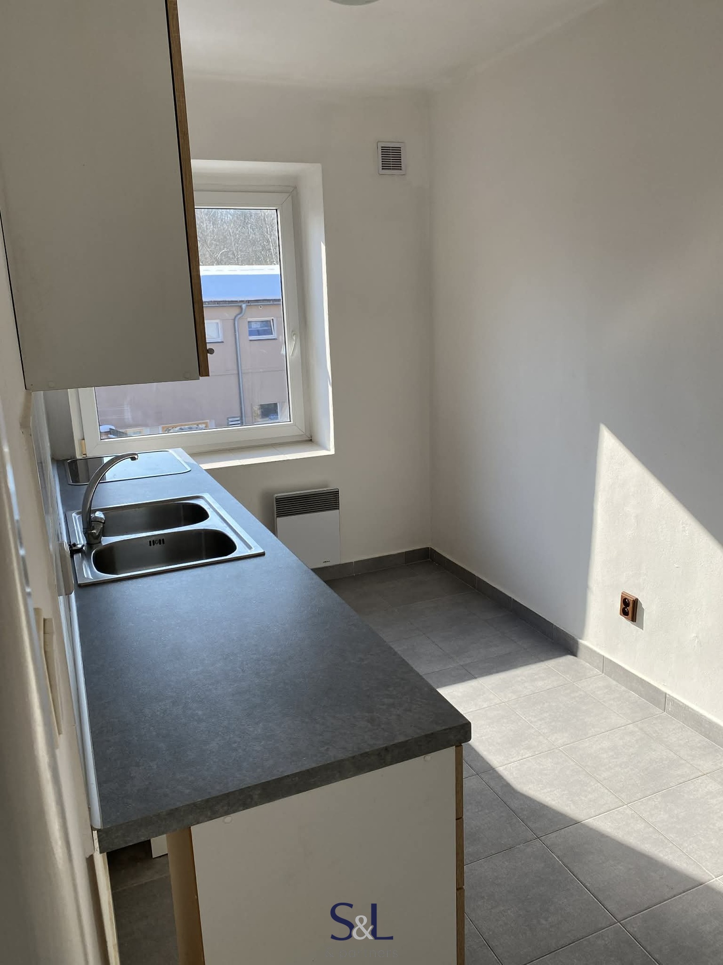 att.pNvj51LByy7udh2mdjMG1ld8my8lgzPzdskJVHFWa48