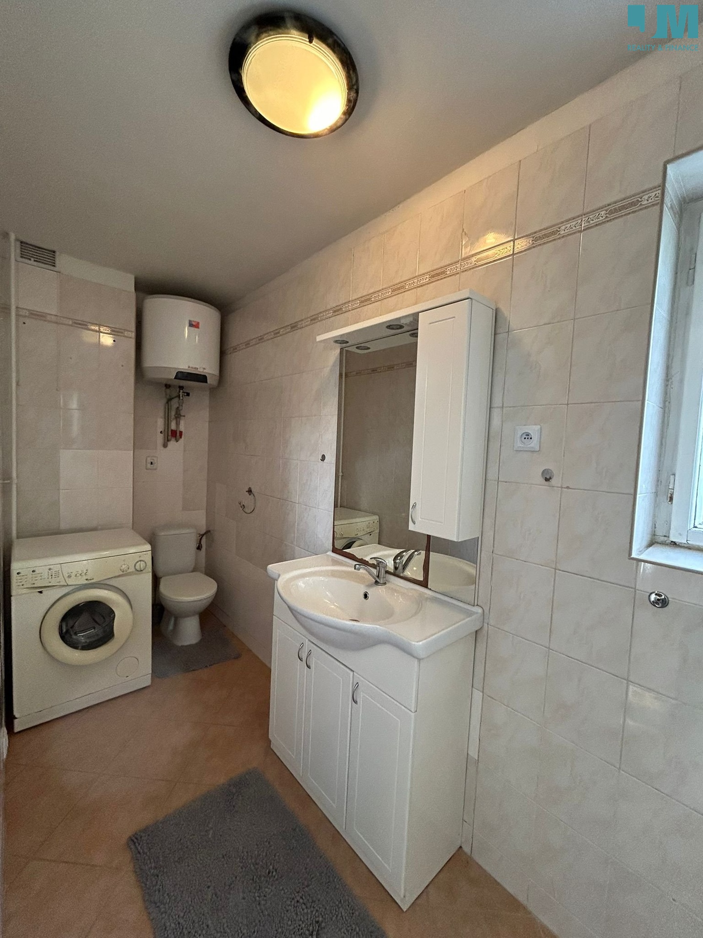 Obrázek WhatsApp, 2025-10-14 v 23.42.20_a00719a8