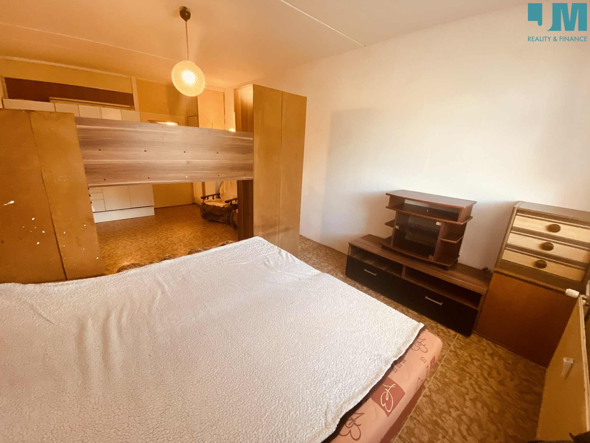 a16231d7-f925-44e6-8324-b2b0ccf192f6