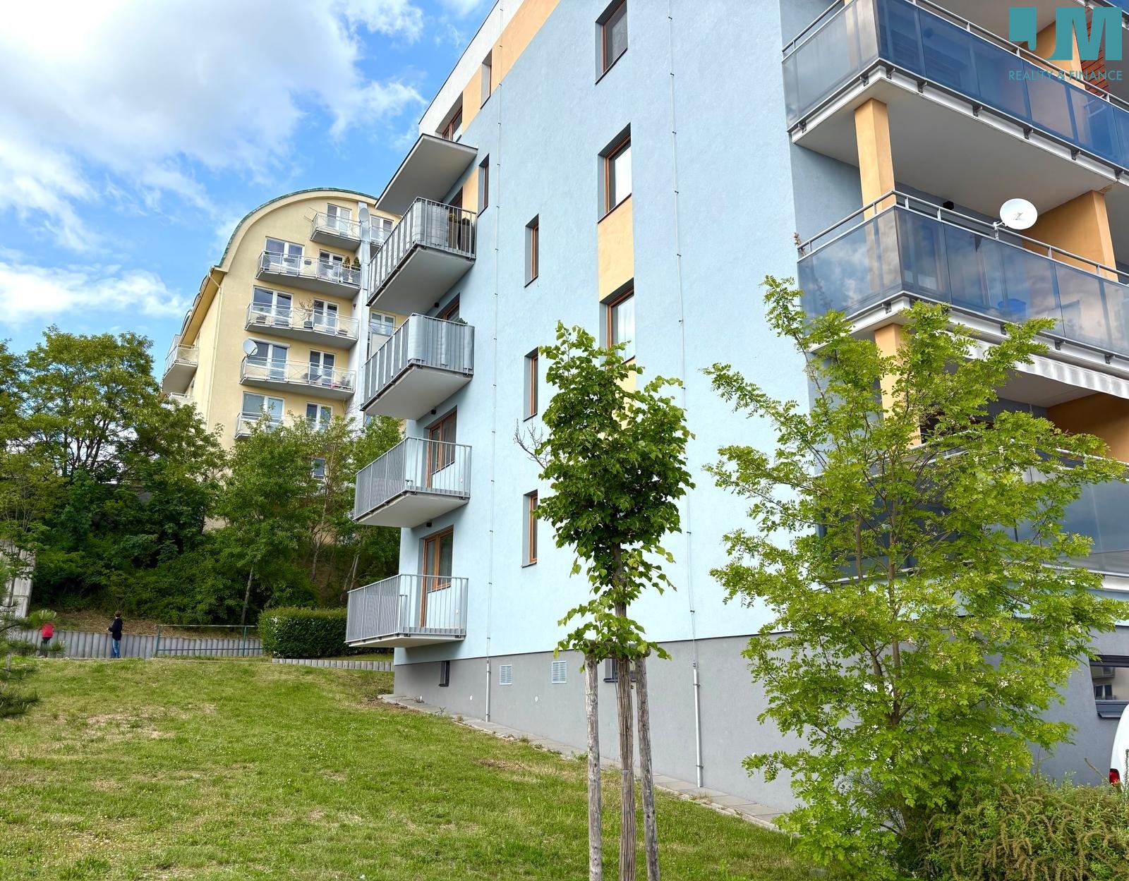 12_PHOTO-2025-05-27-20-33-56