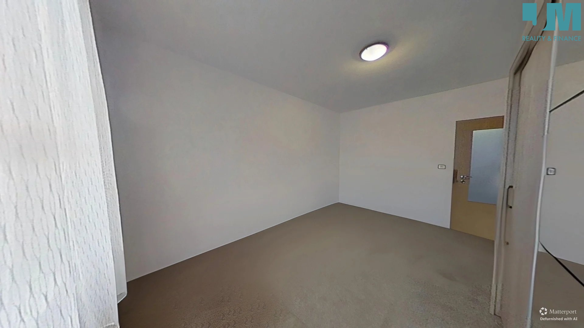 02.17.2026_22.28.33_defurnished