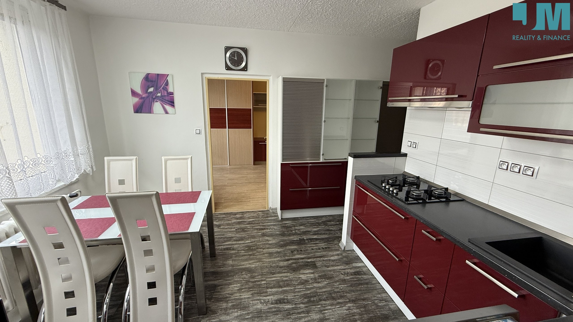 20251024_094806865_iOS